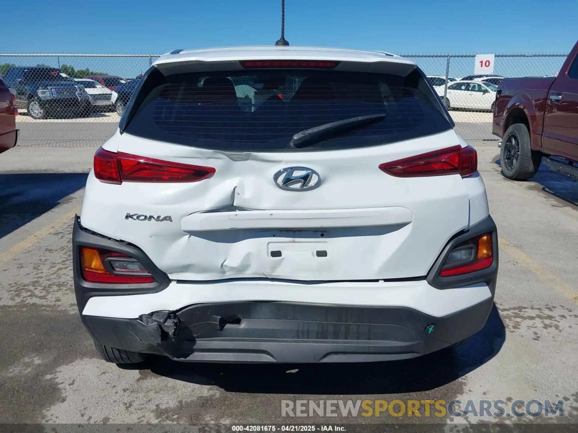 16 fotografías del automóvil dañado KM8K12AA7LU424244 HYUNDAI KONA 2020