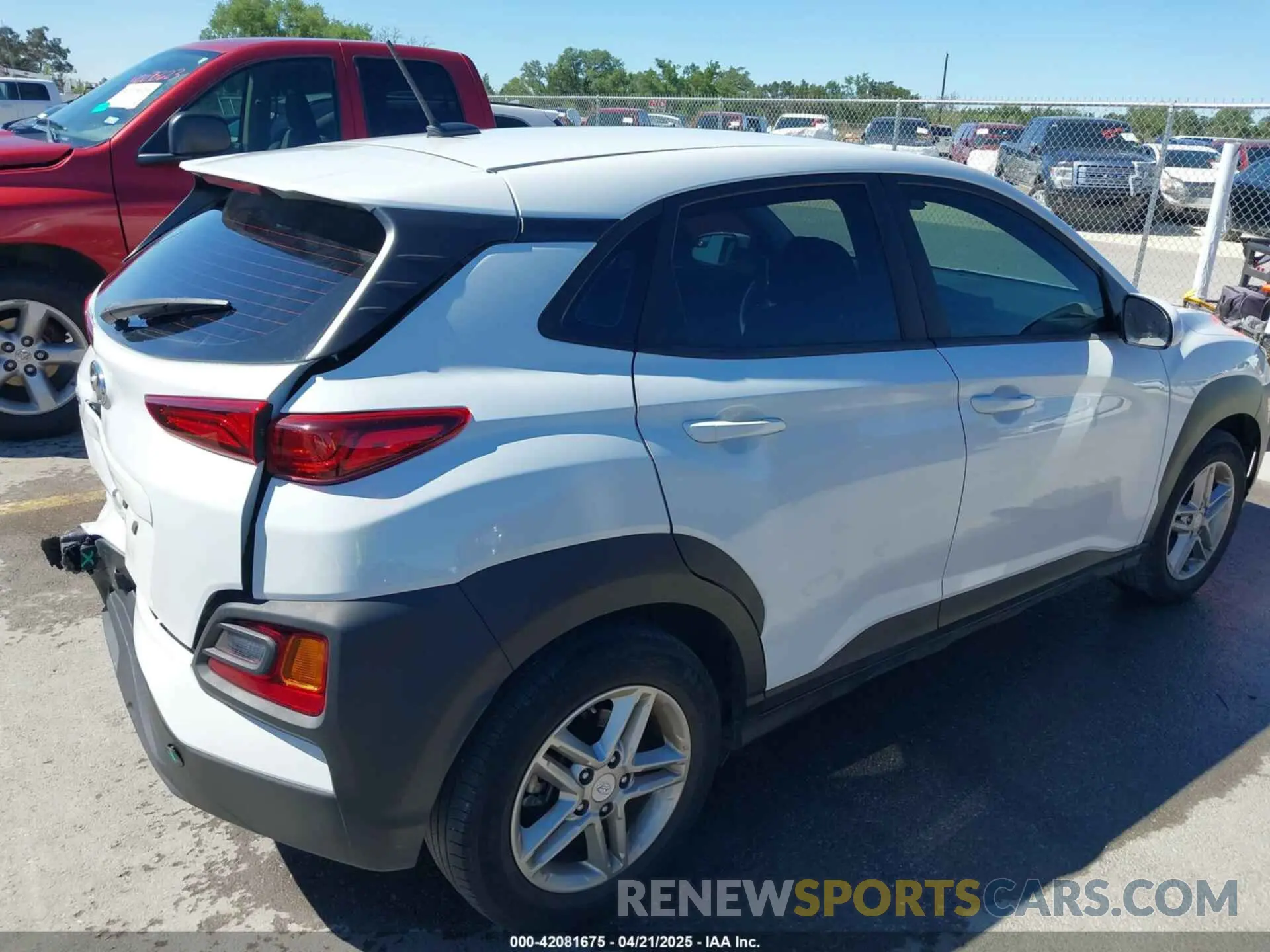 18 fotografías del automóvil dañado KM8K12AA7LU424244 HYUNDAI KONA 2020