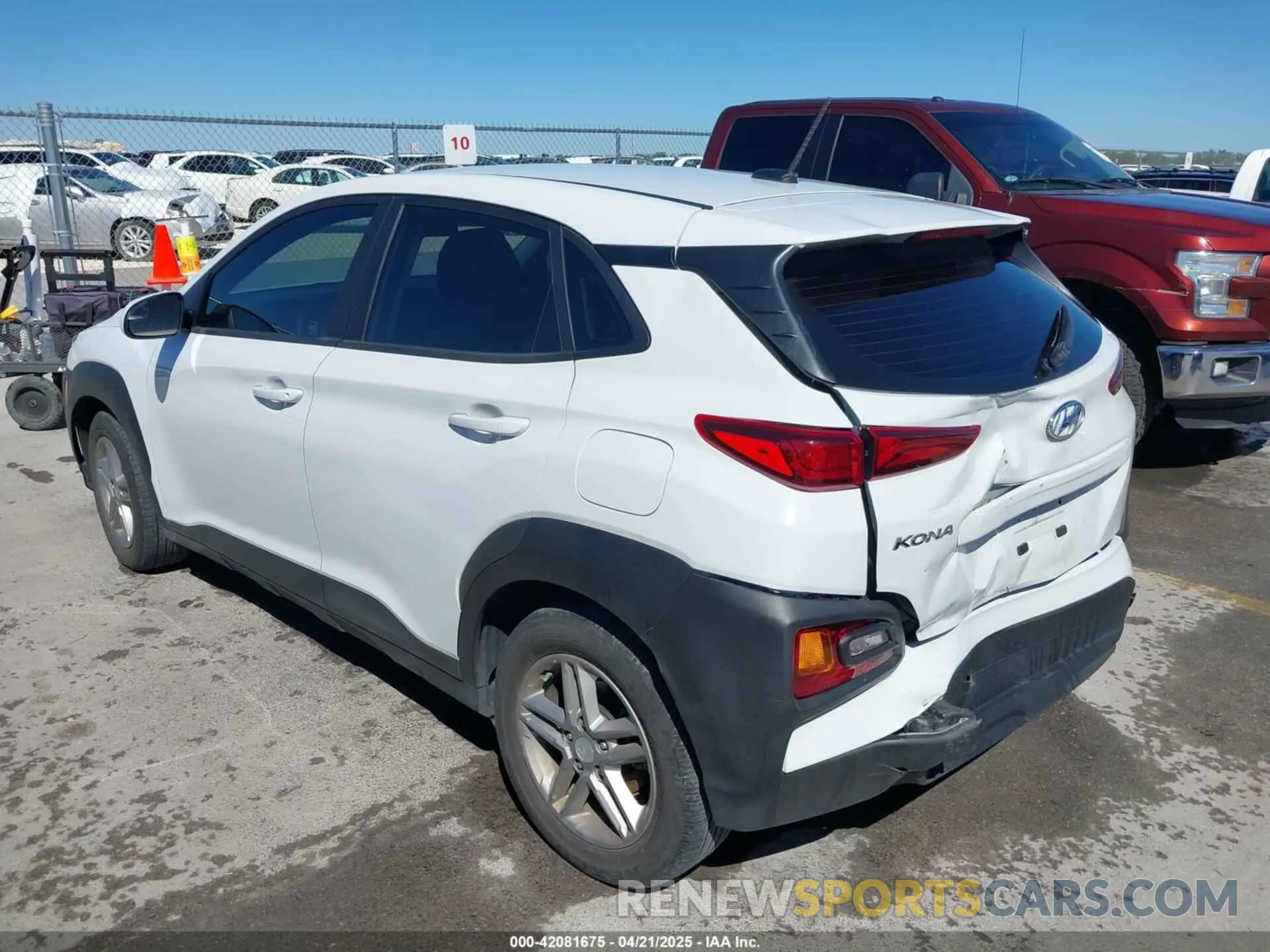 3 fotografías del automóvil dañado KM8K12AA7LU424244 HYUNDAI KONA 2020
