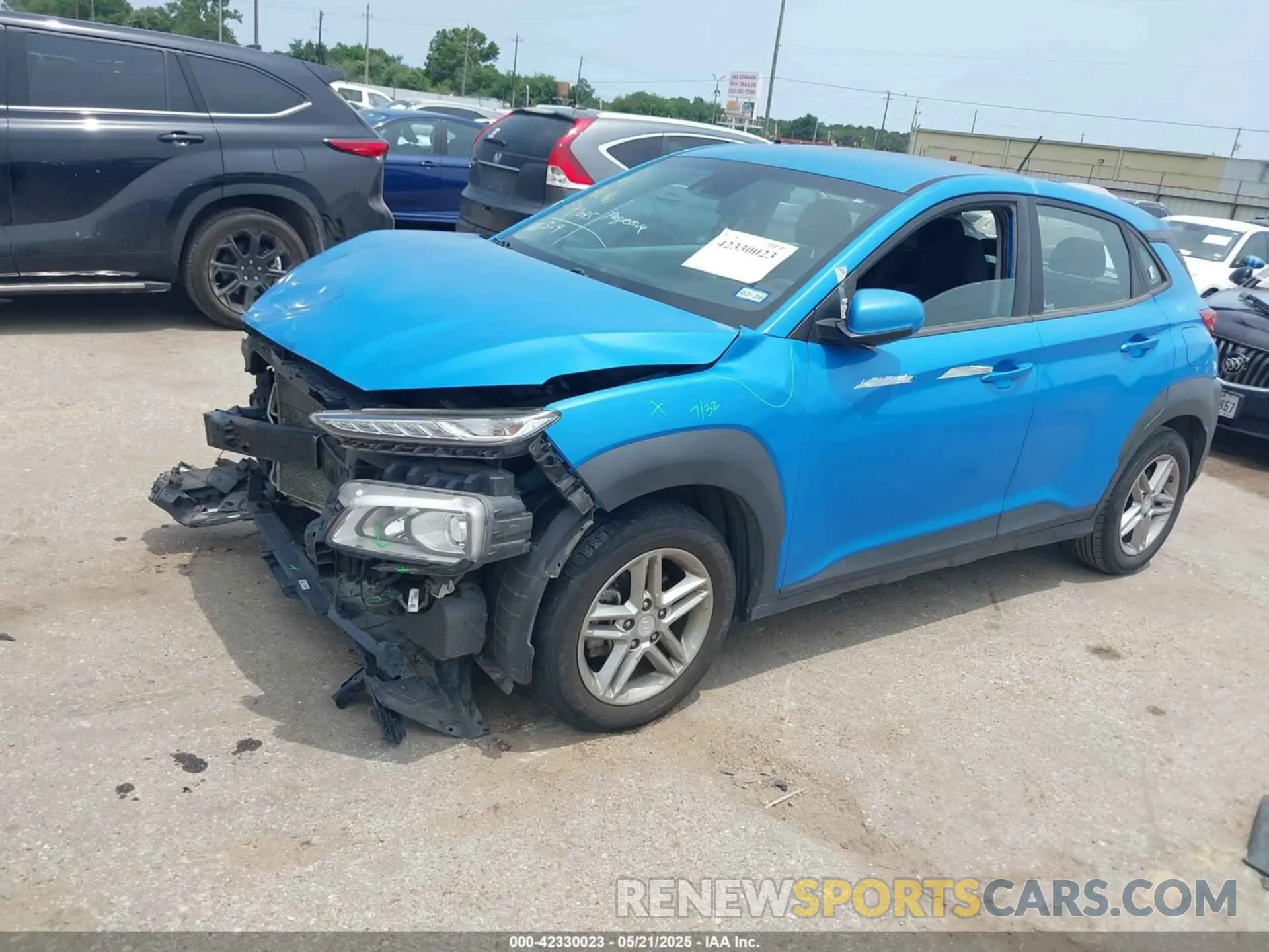 2 fotografías del automóvil dañado KM8K12AAXLU500023 HYUNDAI KONA 2020