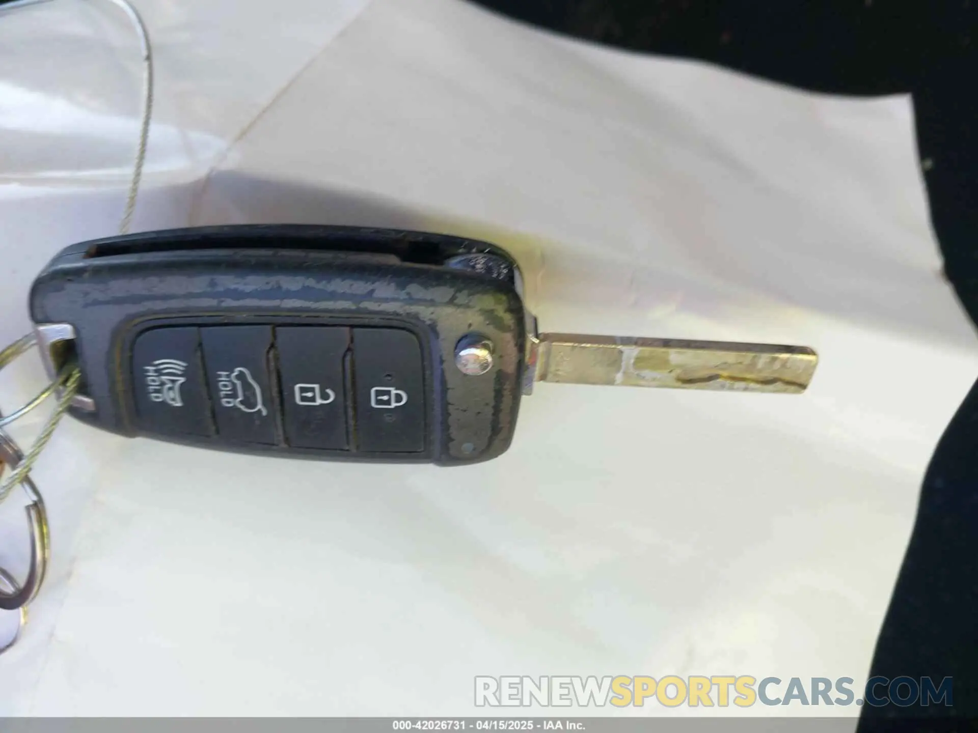 11 fotografías del automóvil dañado KM8K12AAXLU579435 HYUNDAI KONA 2020