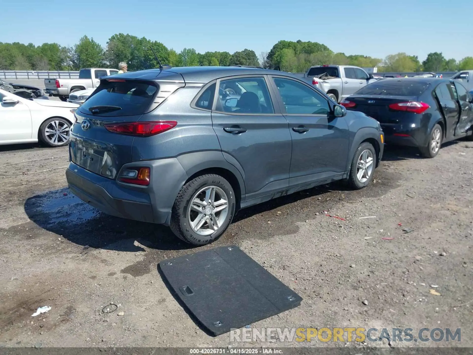 4 fotografías del automóvil dañado KM8K12AAXLU579435 HYUNDAI KONA 2020