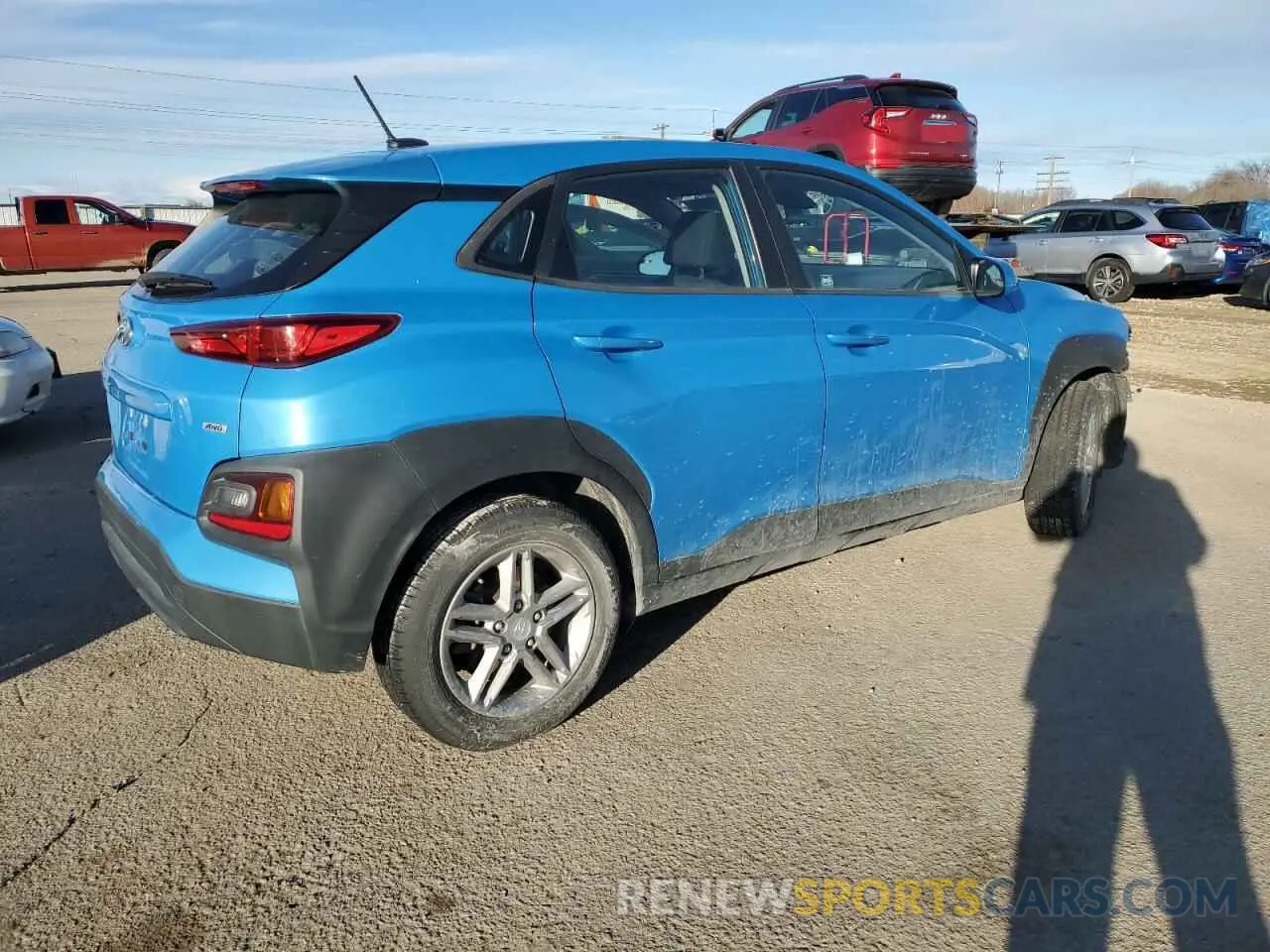 3 fotografías del automóvil dañado KM8K1CAA2LU480257 HYUNDAI KONA 2020