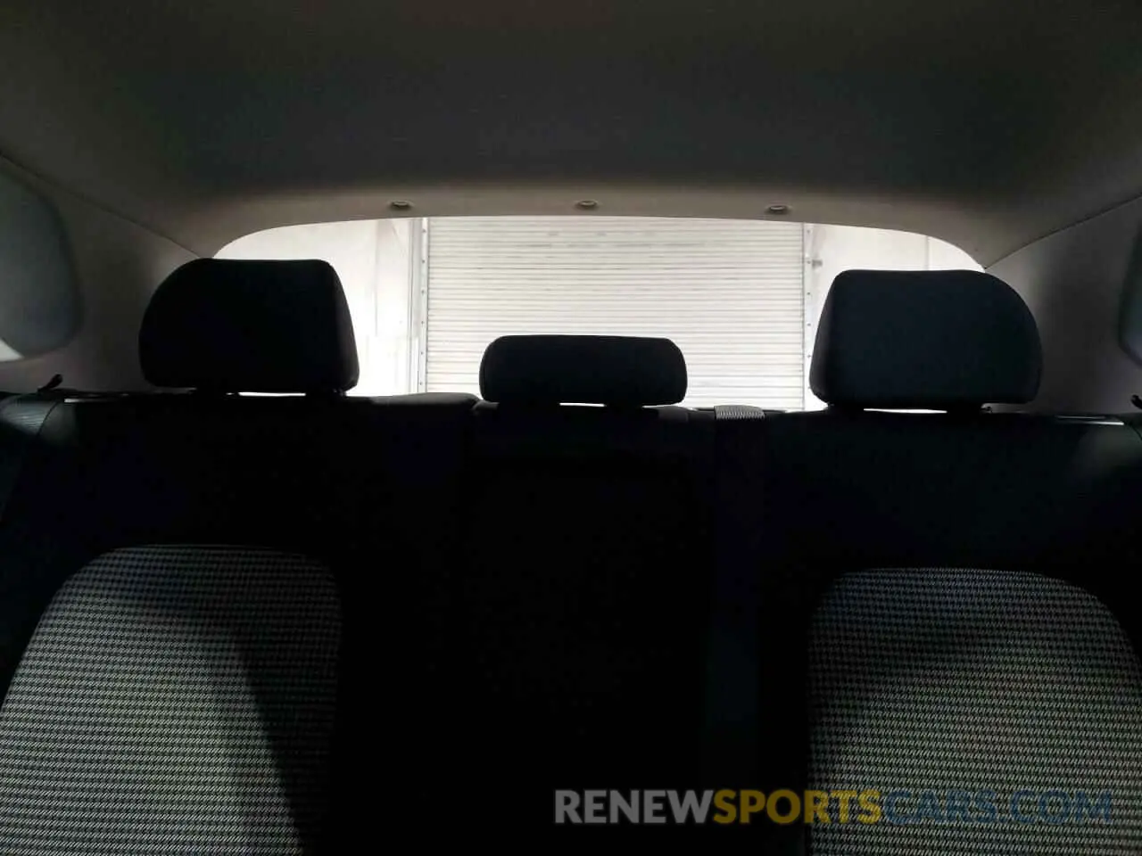 10 fotografías del automóvil dañado KM8K1CAA2LU527142 HYUNDAI KONA 2020
