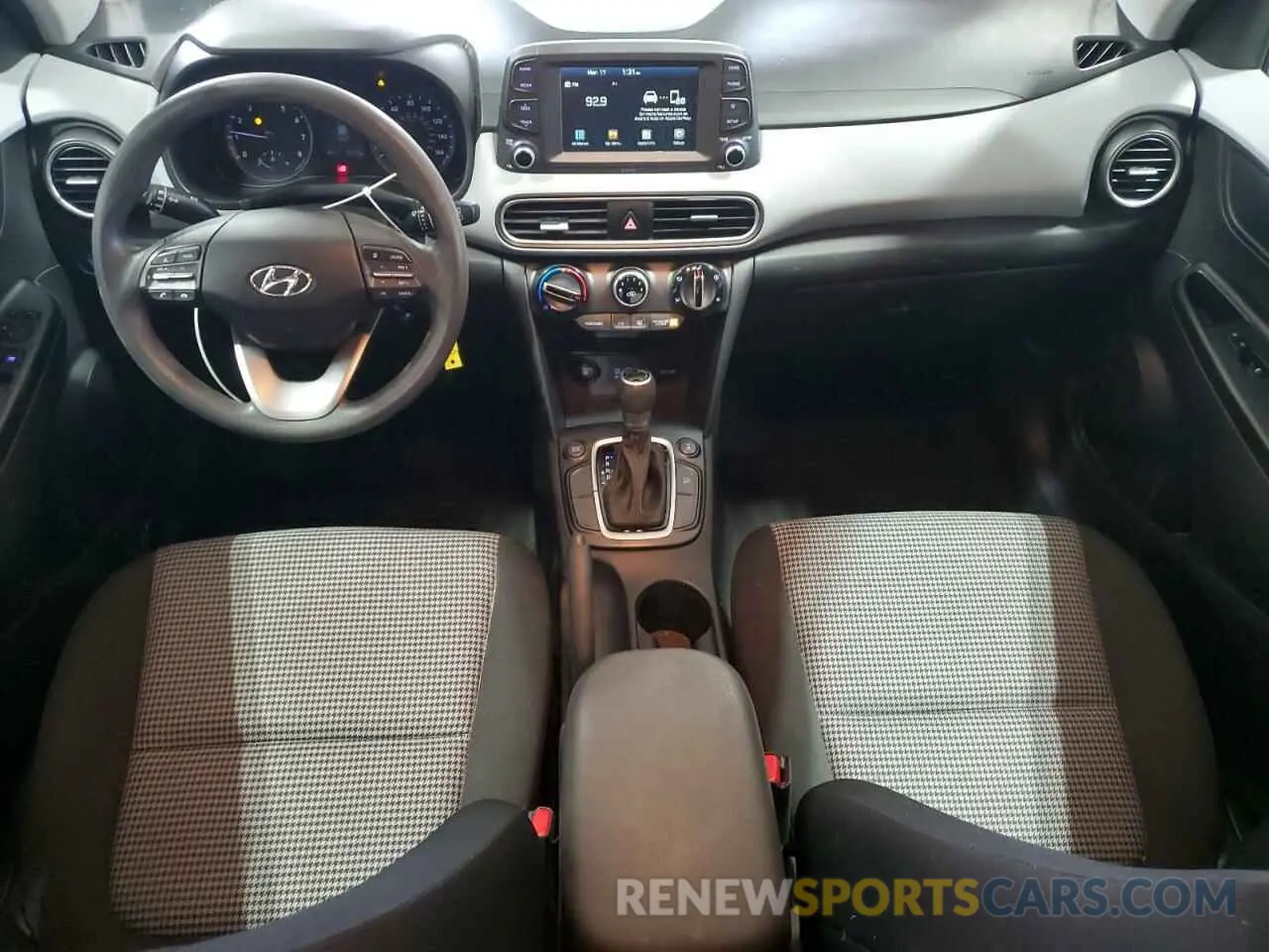 8 fotografías del automóvil dañado KM8K1CAA2LU527142 HYUNDAI KONA 2020