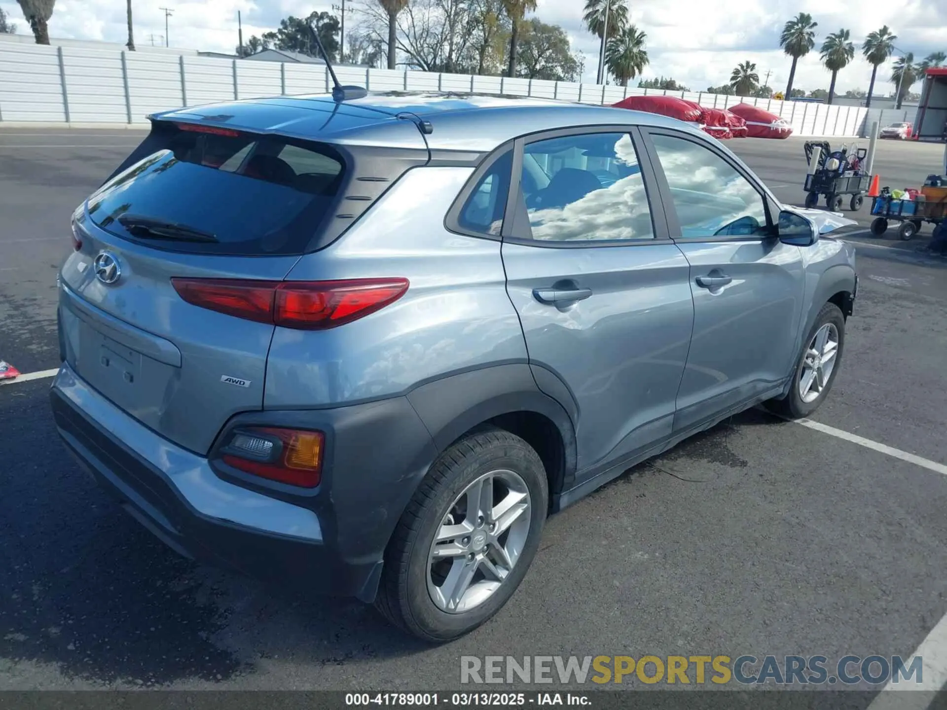 4 fotografías del automóvil dañado KM8K1CAA7LU591838 HYUNDAI KONA 2020