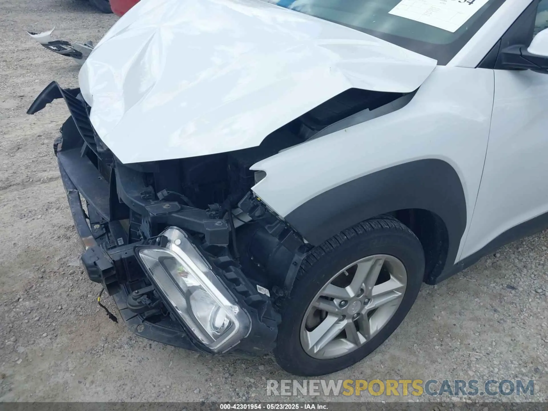18 fotografías del automóvil dañado KM8K1CAA8LU443892 HYUNDAI KONA 2020