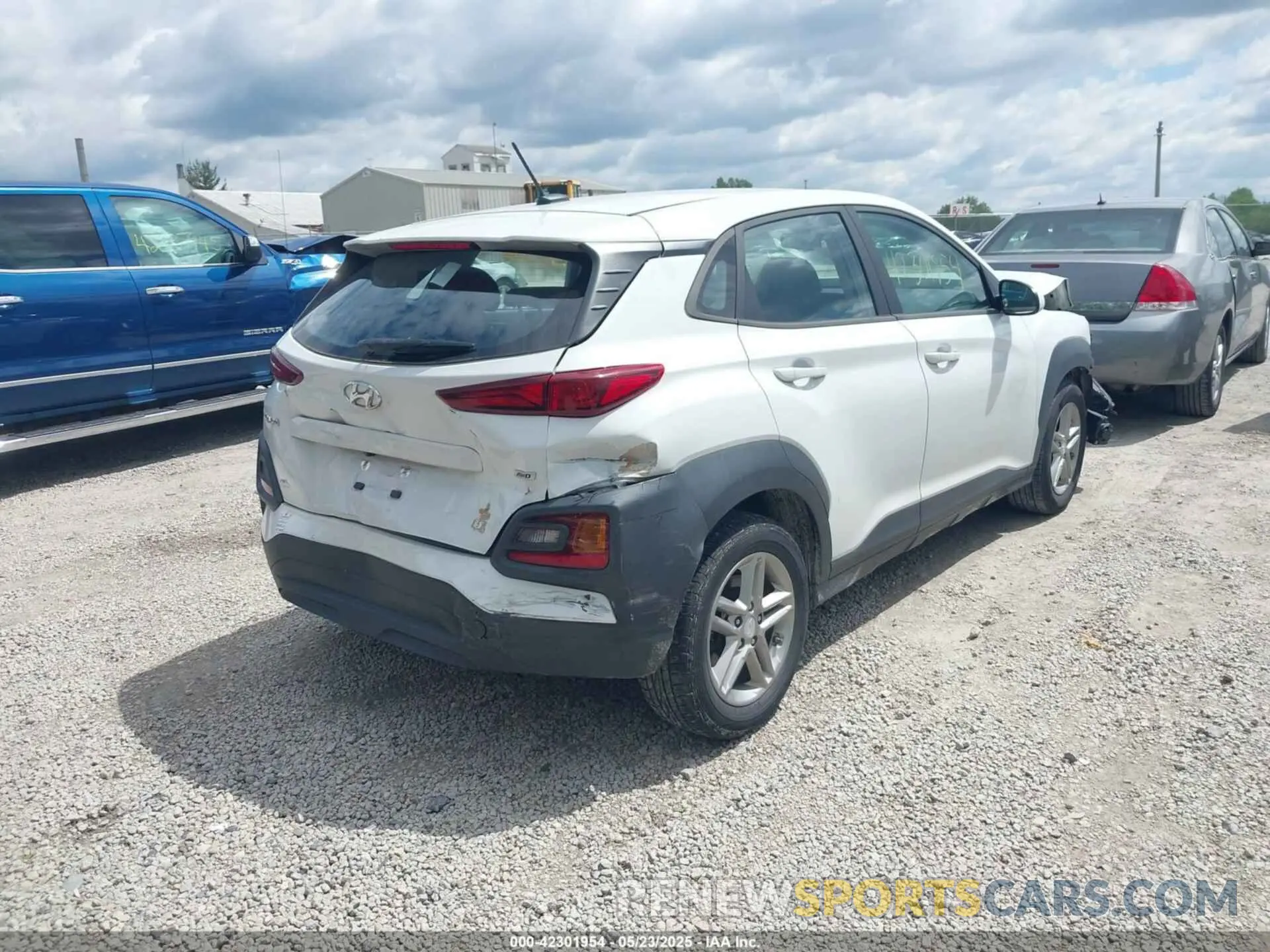 4 fotografías del automóvil dañado KM8K1CAA8LU443892 HYUNDAI KONA 2020