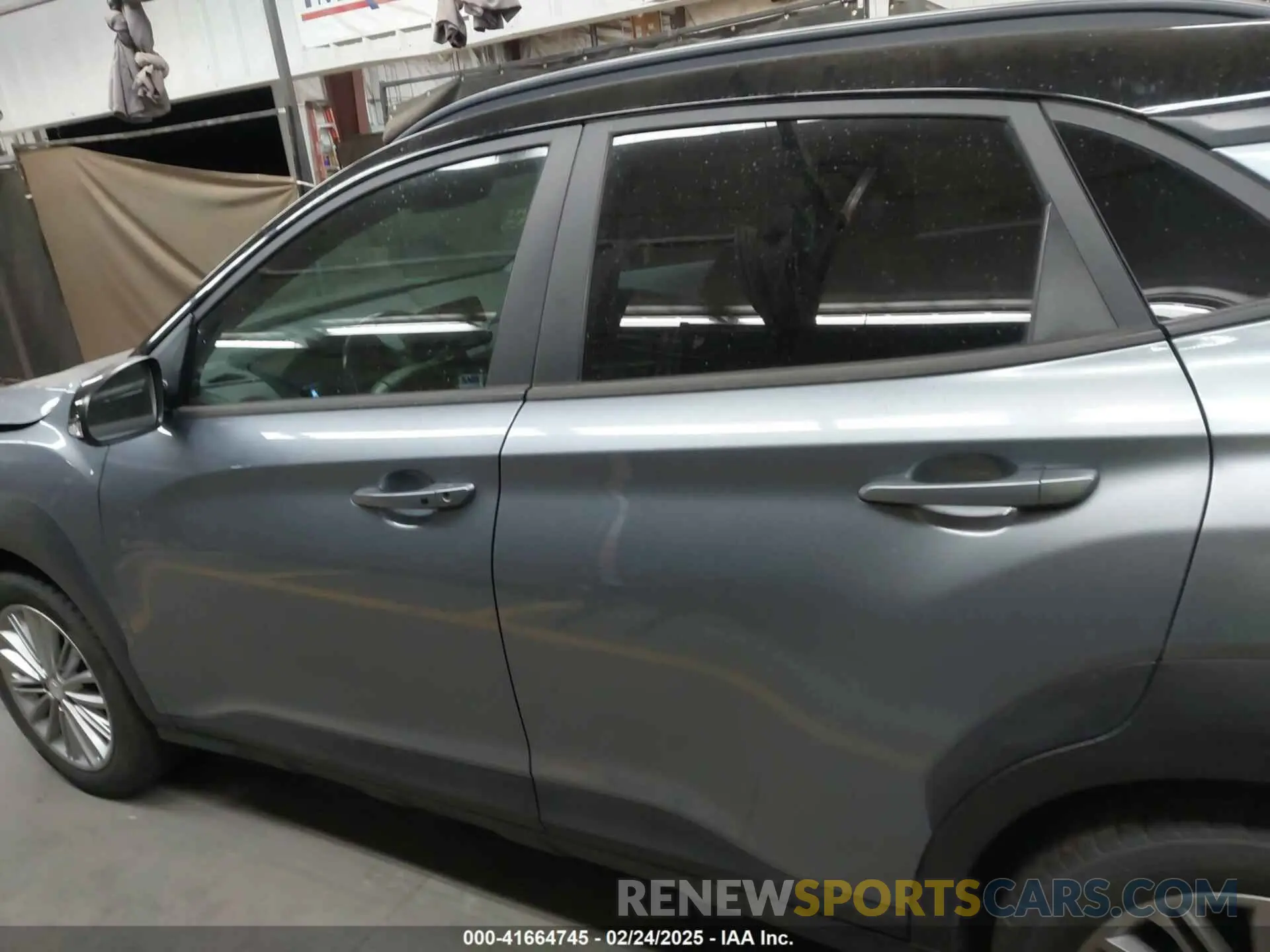 14 fotografías del automóvil dañado KM8K22AA5LU440441 HYUNDAI KONA 2020