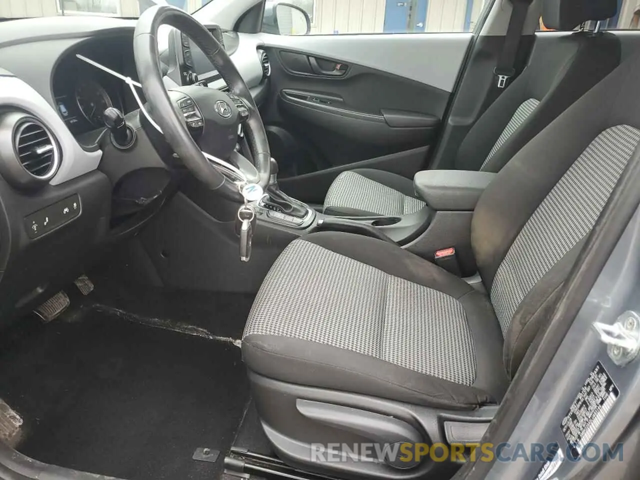 7 fotografías del automóvil dañado KM8K22AA5LU483144 HYUNDAI KONA 2020