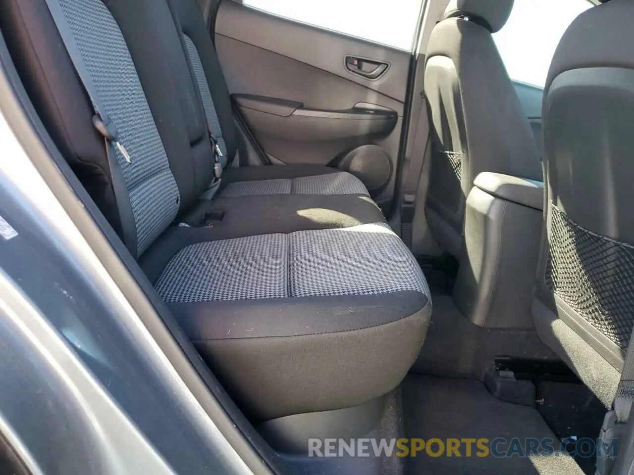 11 fotografías del automóvil dañado KM8K22AA5LU596429 HYUNDAI KONA 2020