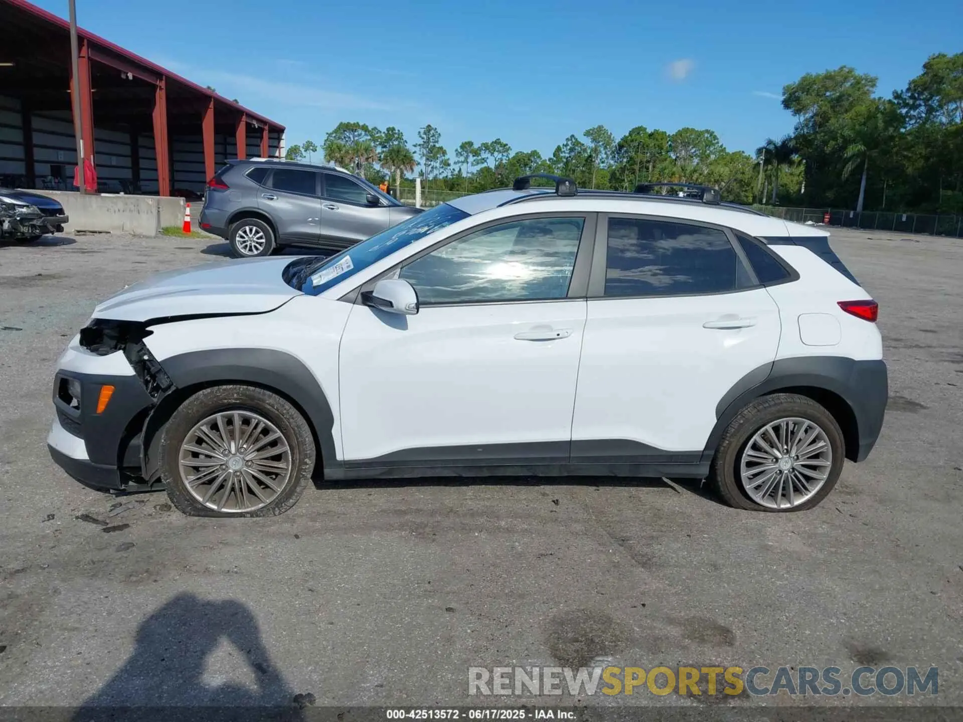 14 fotografías del automóvil dañado KM8K22AA6LU509086 HYUNDAI KONA 2020