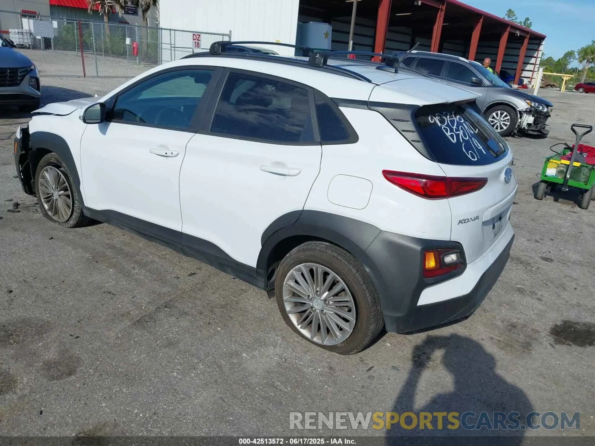 3 fotografías del automóvil dañado KM8K22AA6LU509086 HYUNDAI KONA 2020