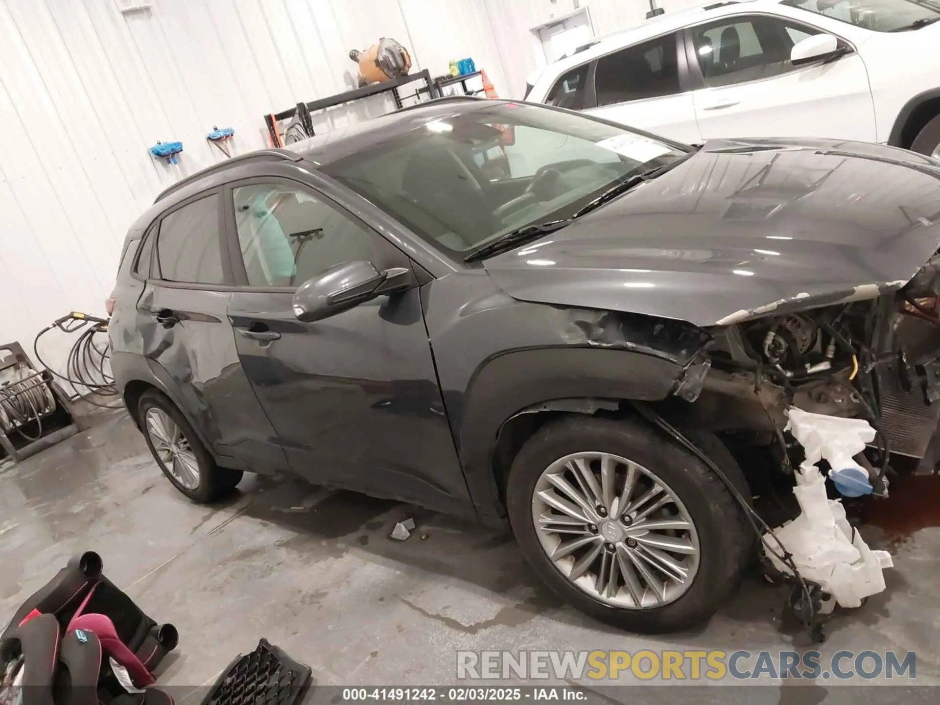 14 fotografías del automóvil dañado KM8K22AA7LU515074 HYUNDAI KONA 2020