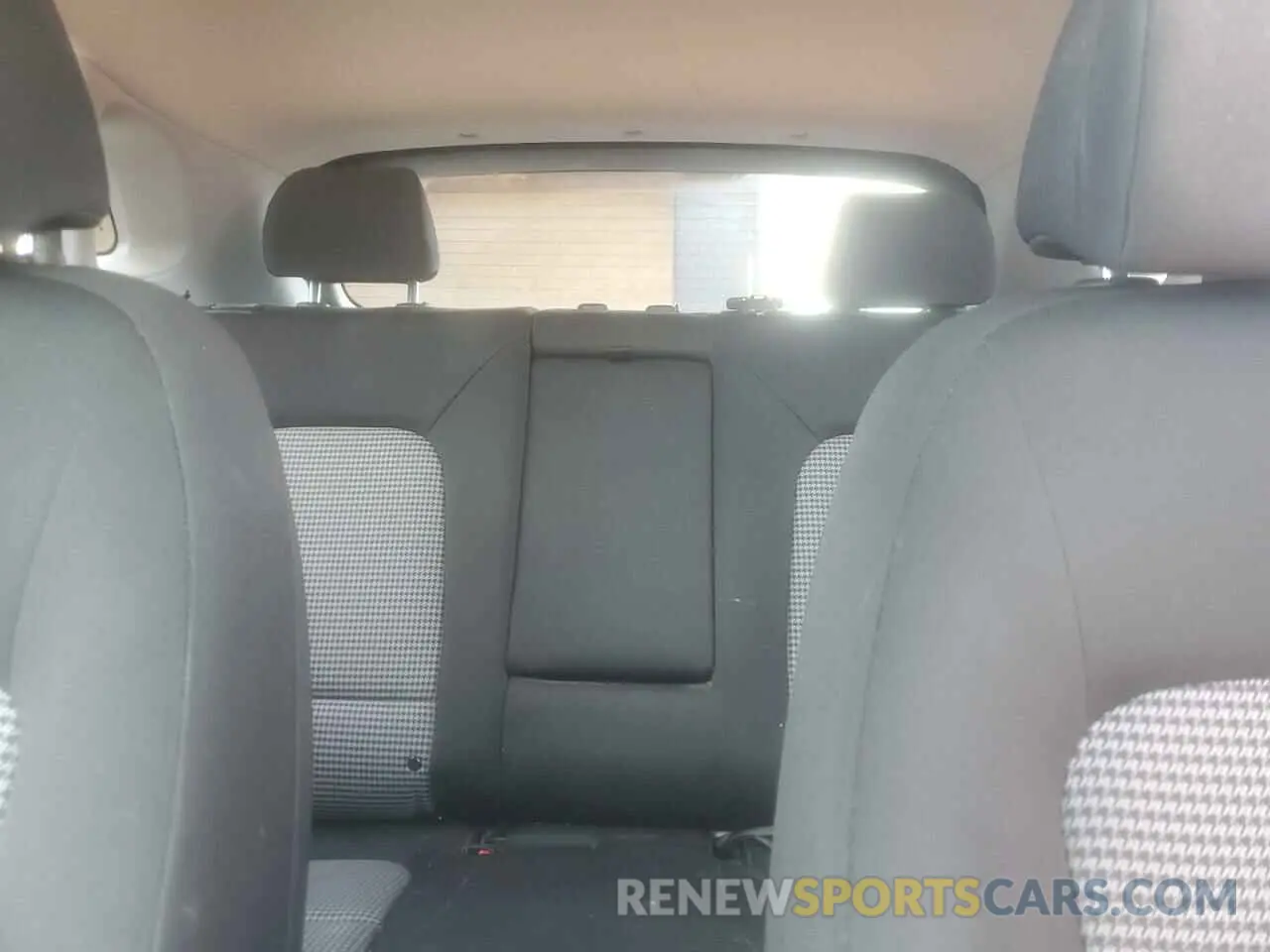 10 fotografías del automóvil dañado KM8K22AA7LU591684 HYUNDAI KONA 2020