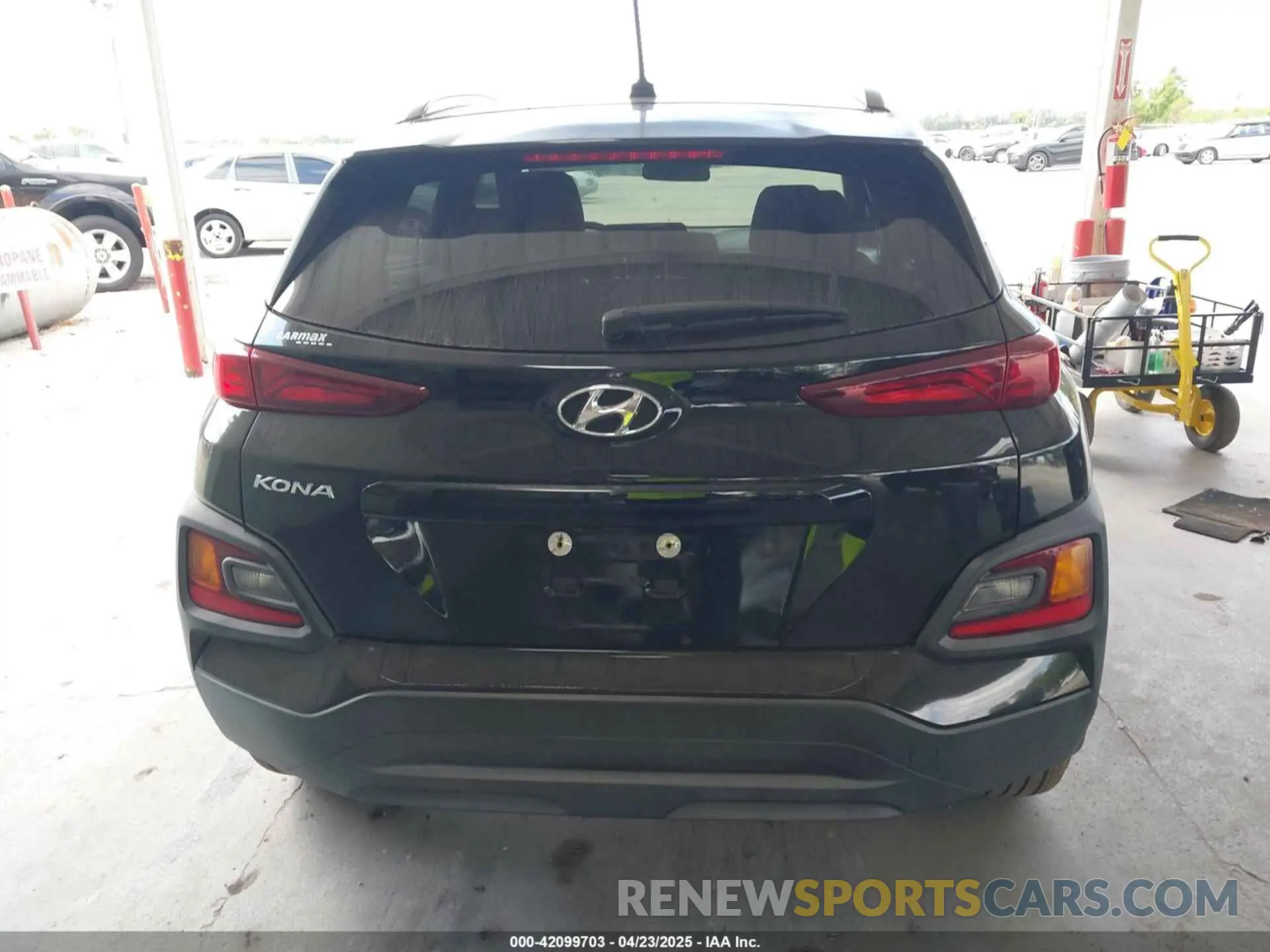15 fotografías del automóvil dañado KM8K22AA9LU448641 HYUNDAI KONA 2020