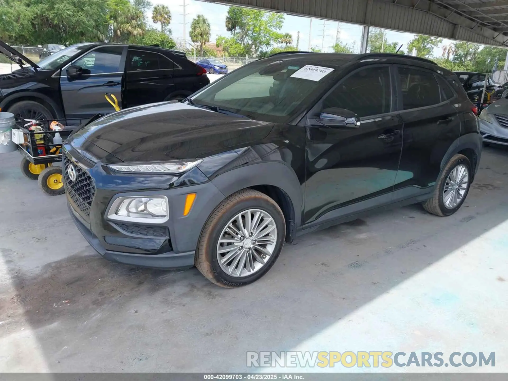 2 fotografías del automóvil dañado KM8K22AA9LU448641 HYUNDAI KONA 2020