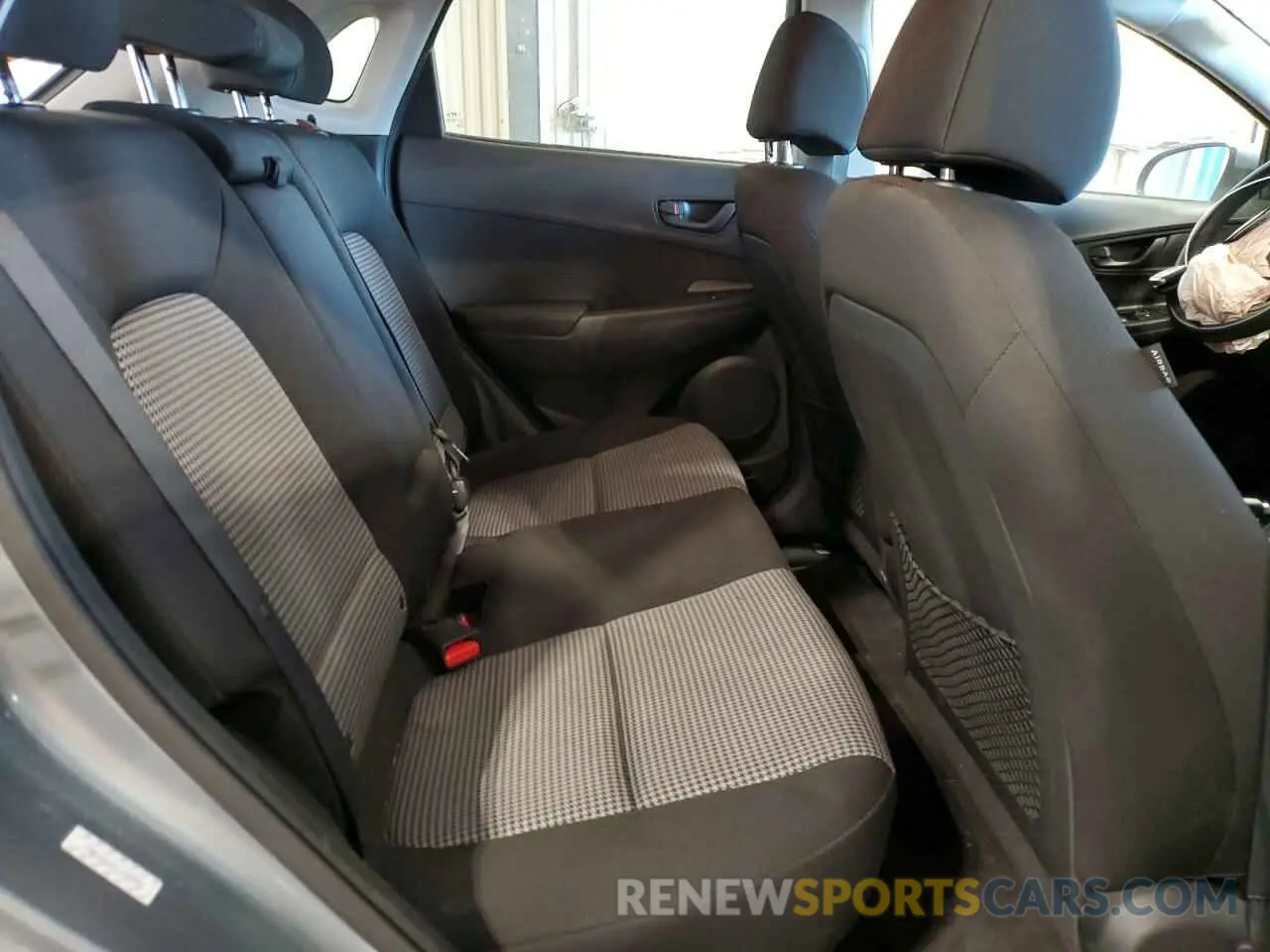 11 fotografías del automóvil dañado KM8K22AAXLU399952 HYUNDAI KONA 2020