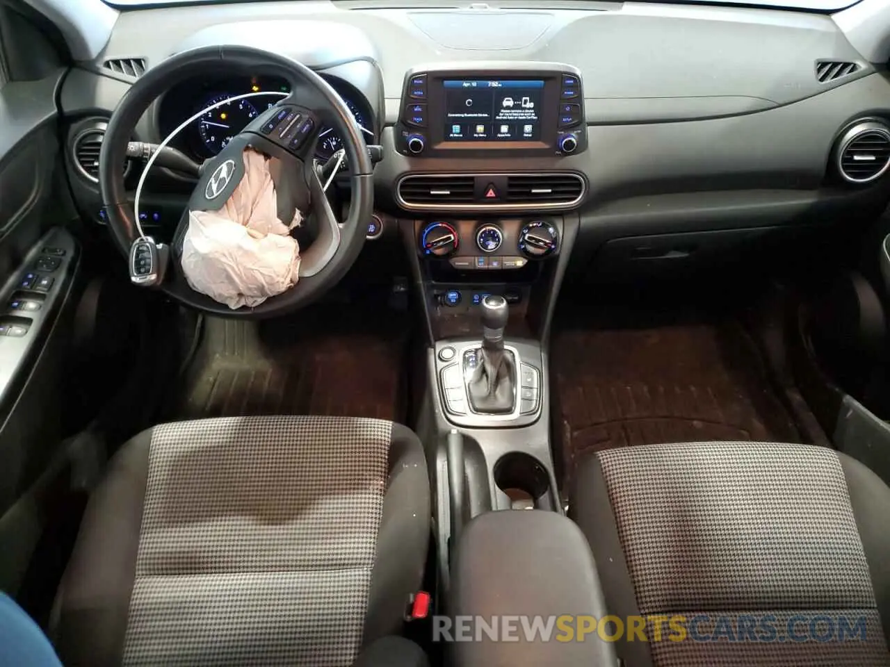 8 fotografías del automóvil dañado KM8K22AAXLU399952 HYUNDAI KONA 2020