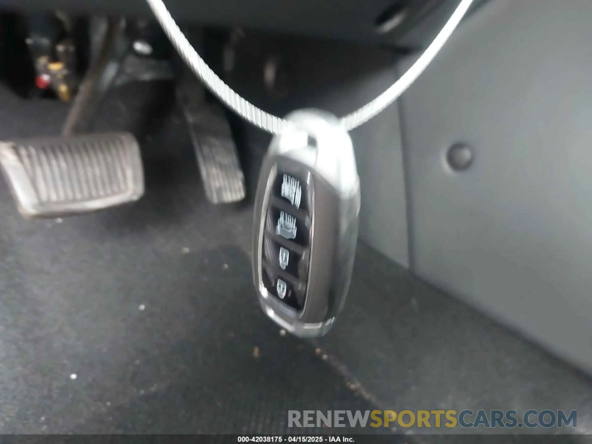 11 fotografías del automóvil dañado KM8K2CAA0LU569113 HYUNDAI KONA 2020