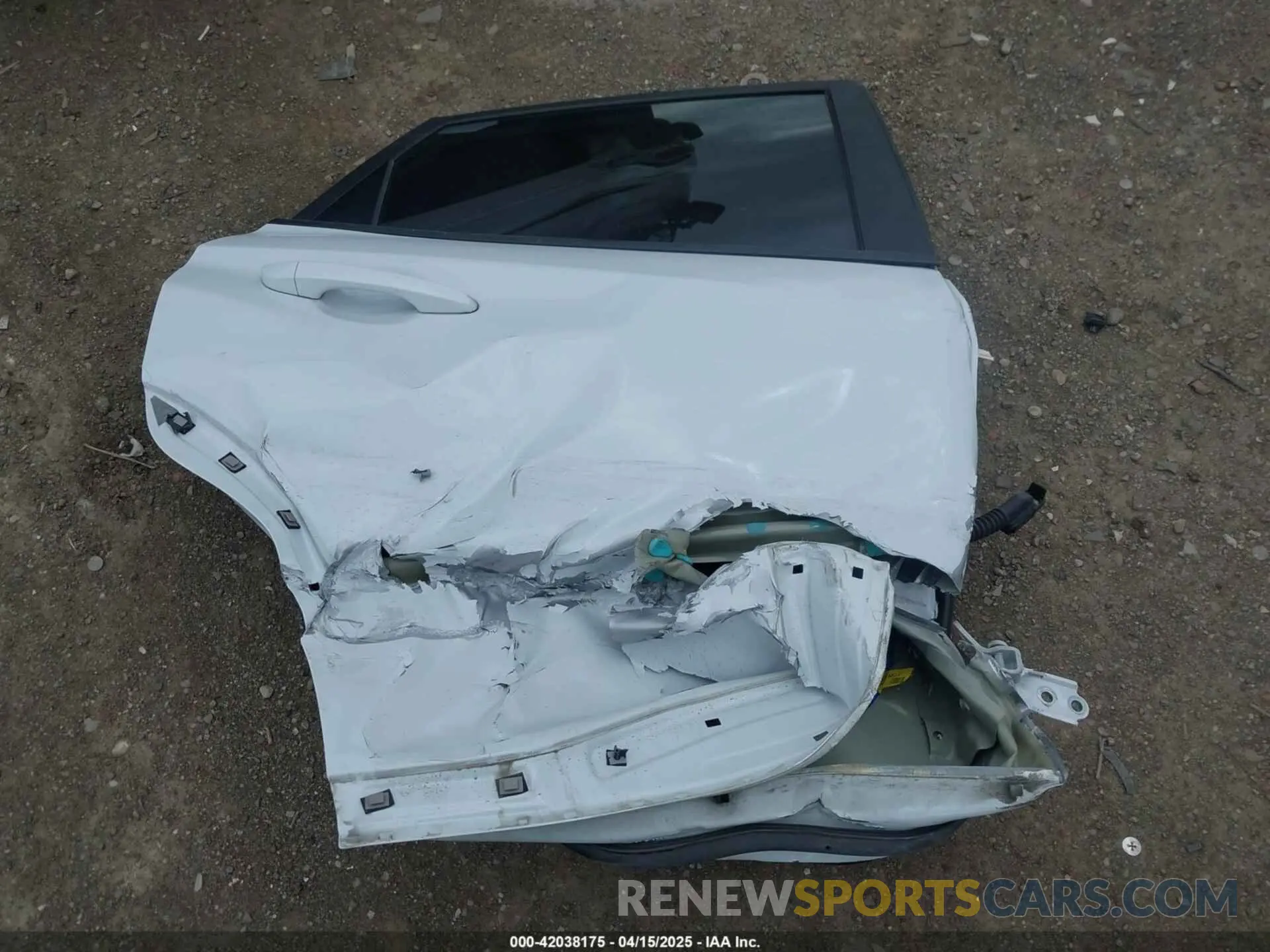 12 fotografías del automóvil dañado KM8K2CAA0LU569113 HYUNDAI KONA 2020