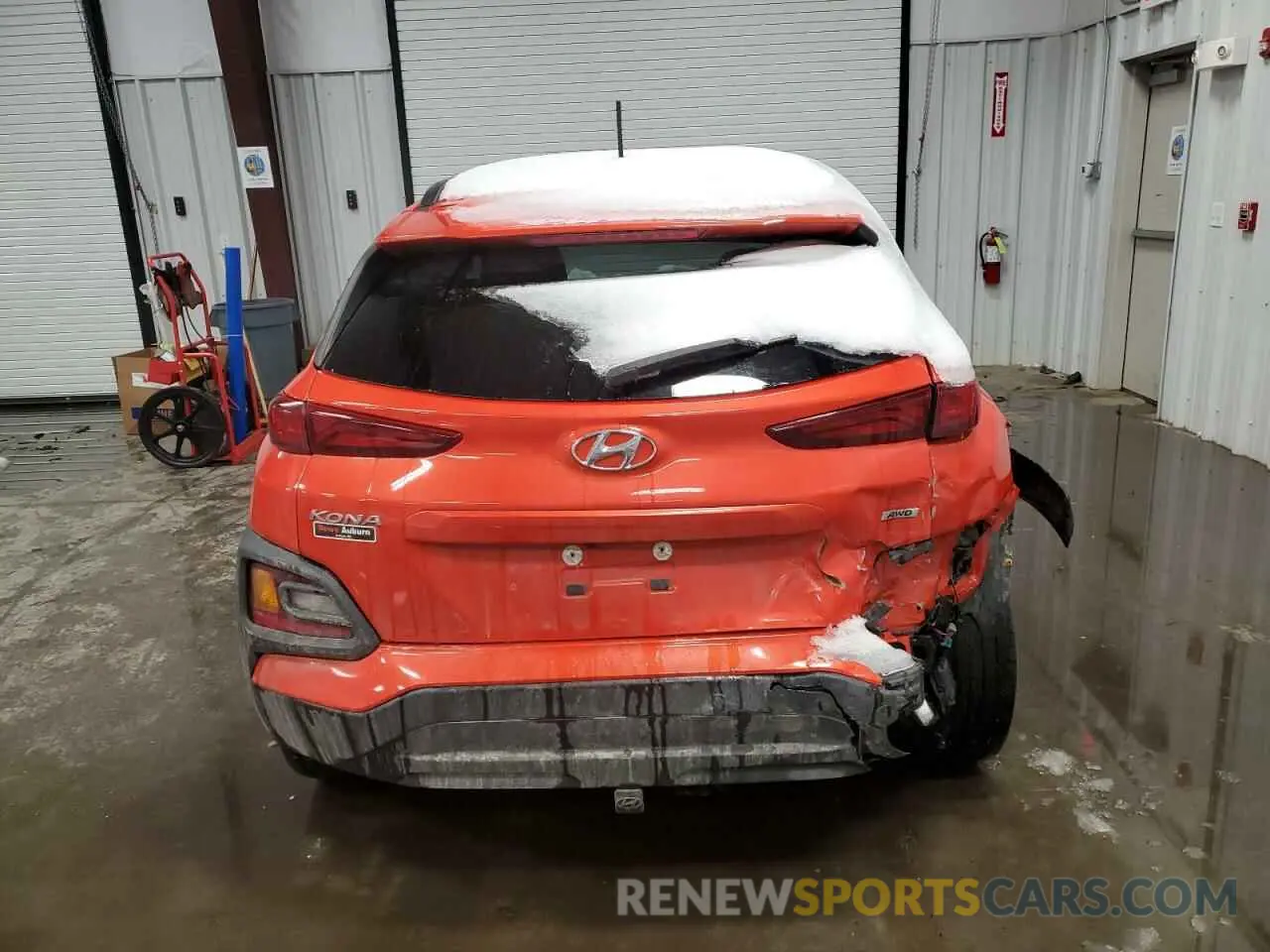 6 fotografías del automóvil dañado KM8K2CAA2LU588083 HYUNDAI KONA 2020