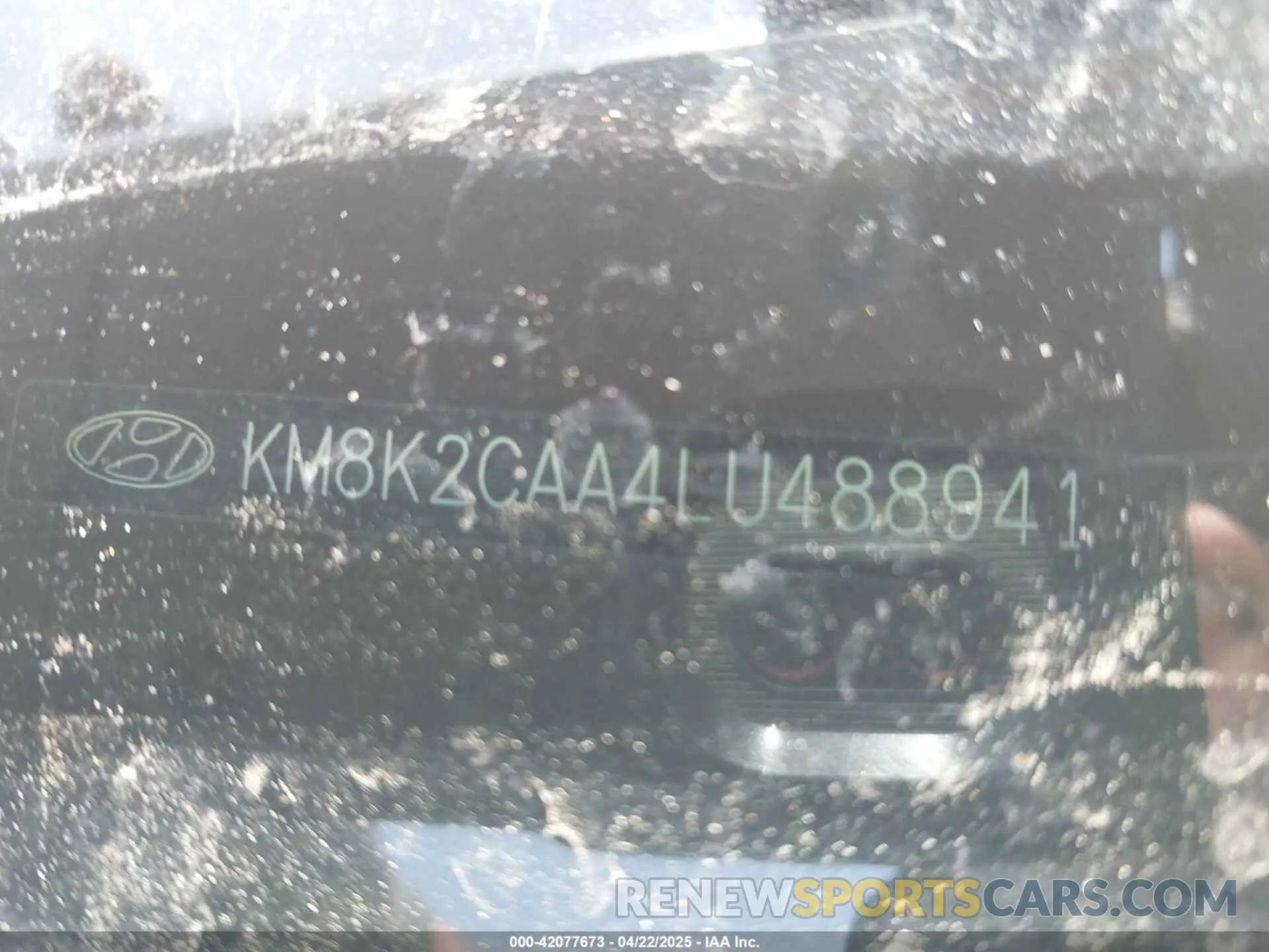 17 fotografías del automóvil dañado KM8K2CAA4LU488941 HYUNDAI KONA 2020