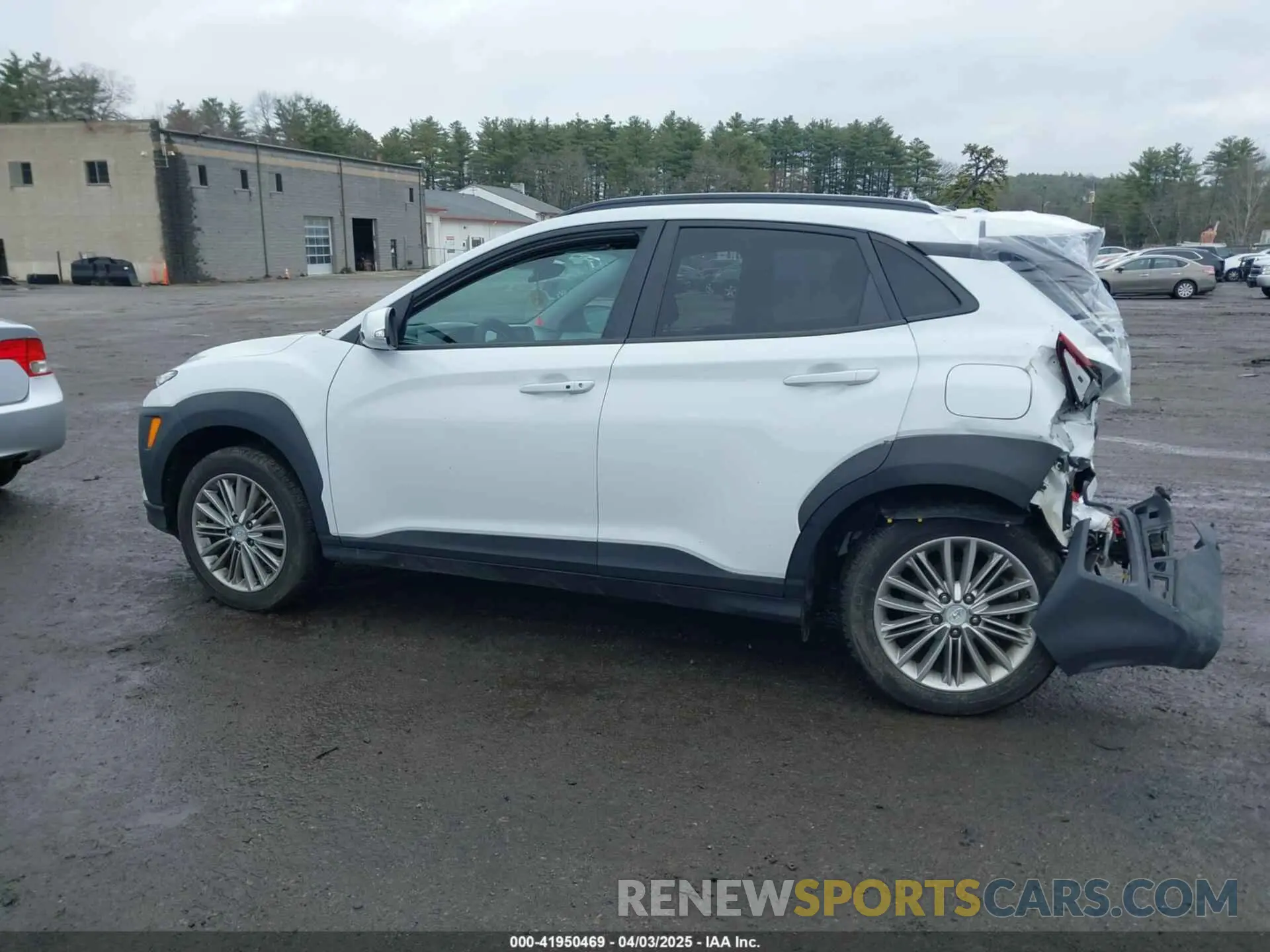 14 fotografías del automóvil dañado KM8K2CAA4LU498367 HYUNDAI KONA 2020
