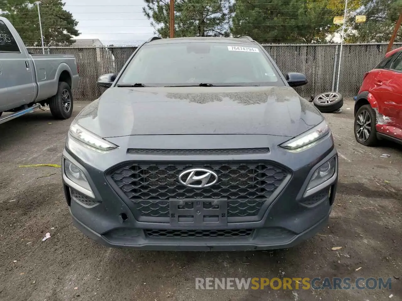 5 fotografías del automóvil dañado KM8K2CAA7LU564829 HYUNDAI KONA 2020