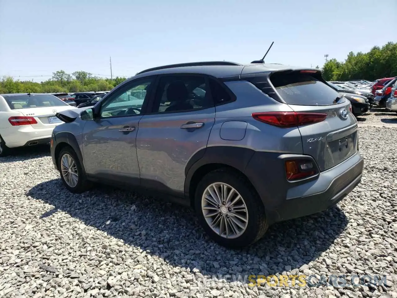 2 fotografías del automóvil dañado KM8K2CAA8LU475853 HYUNDAI KONA 2020