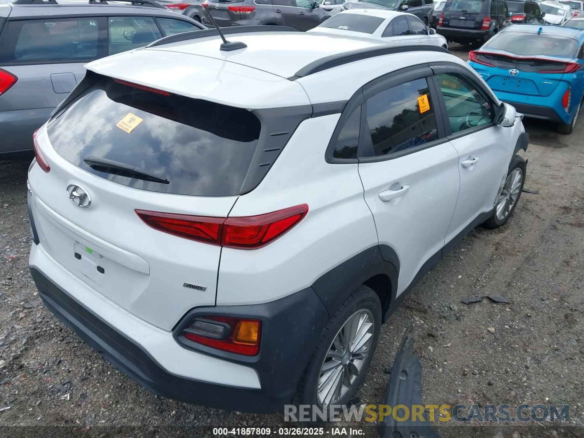 4 fotografías del automóvil dañado KM8K2CAA8LU547196 HYUNDAI KONA 2020