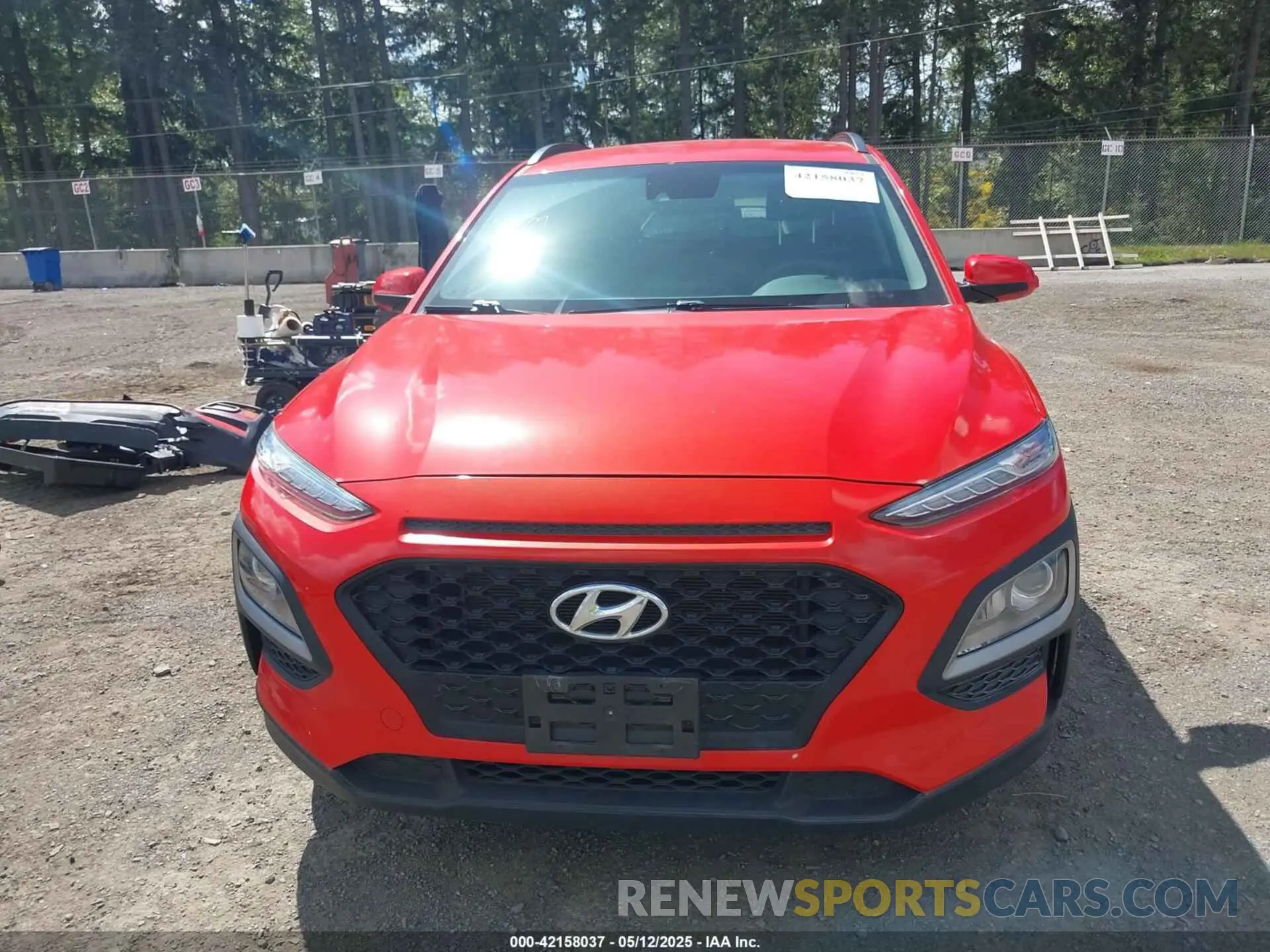 13 fotografías del automóvil dañado KM8K2CAA9LU398443 HYUNDAI KONA 2020