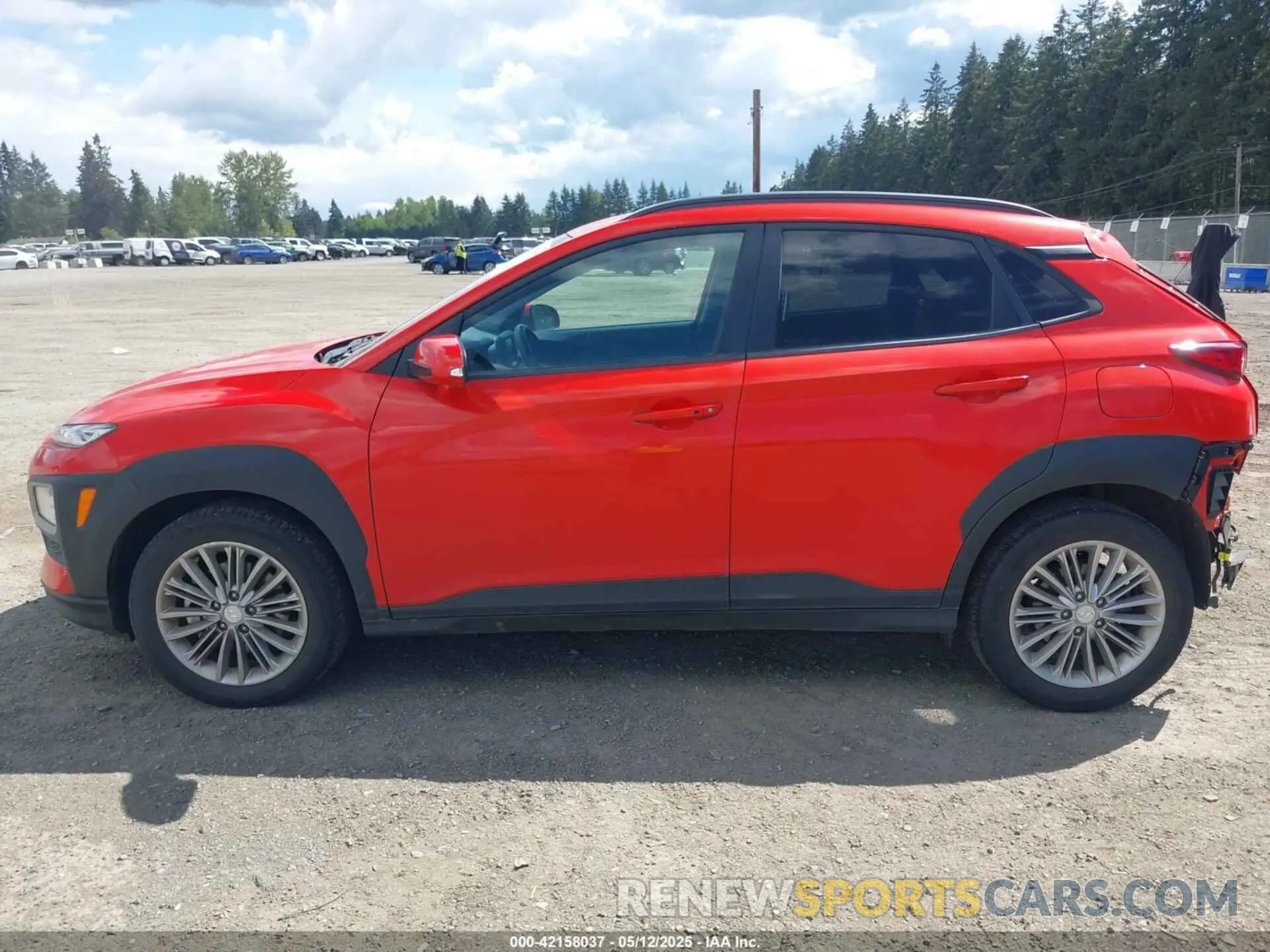 15 fotografías del automóvil dañado KM8K2CAA9LU398443 HYUNDAI KONA 2020