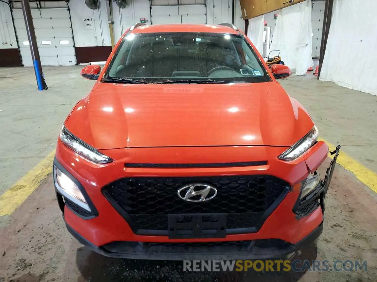 5 fotografías del automóvil dañado KM8K2CAA9LU558871 HYUNDAI KONA 2020