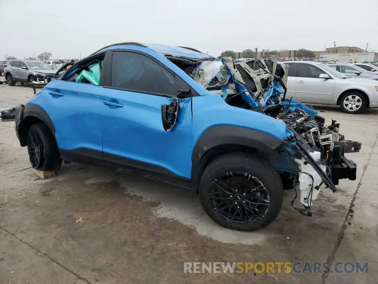 4 fotografías del automóvil dañado KM8K2CAAXLU494470 HYUNDAI KONA 2020