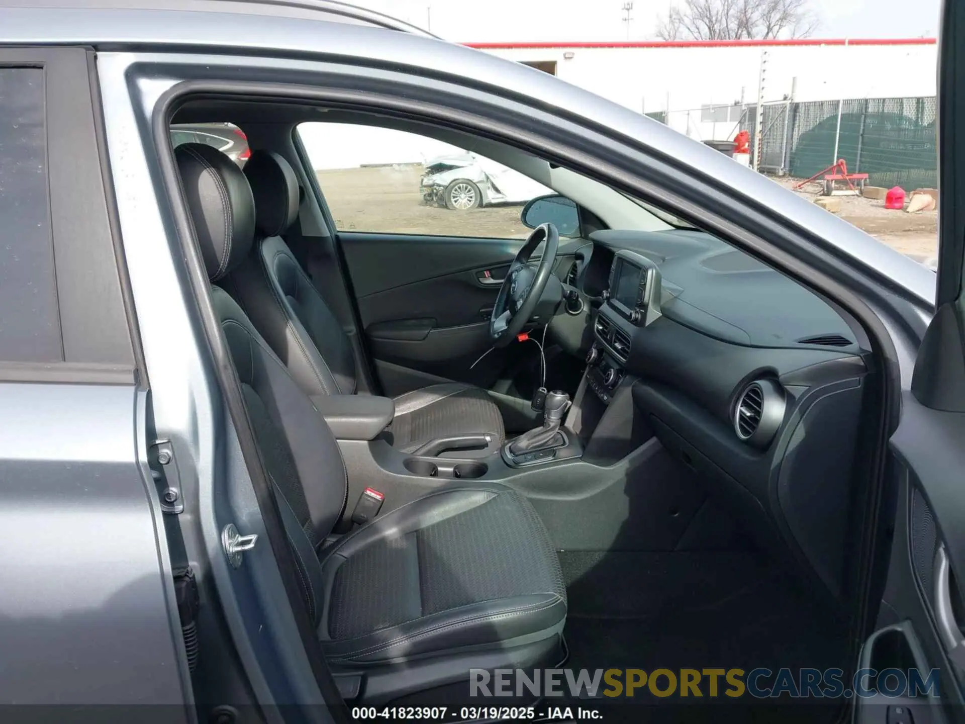 5 fotografías del automóvil dañado KM8K33A53LU398258 HYUNDAI KONA 2020