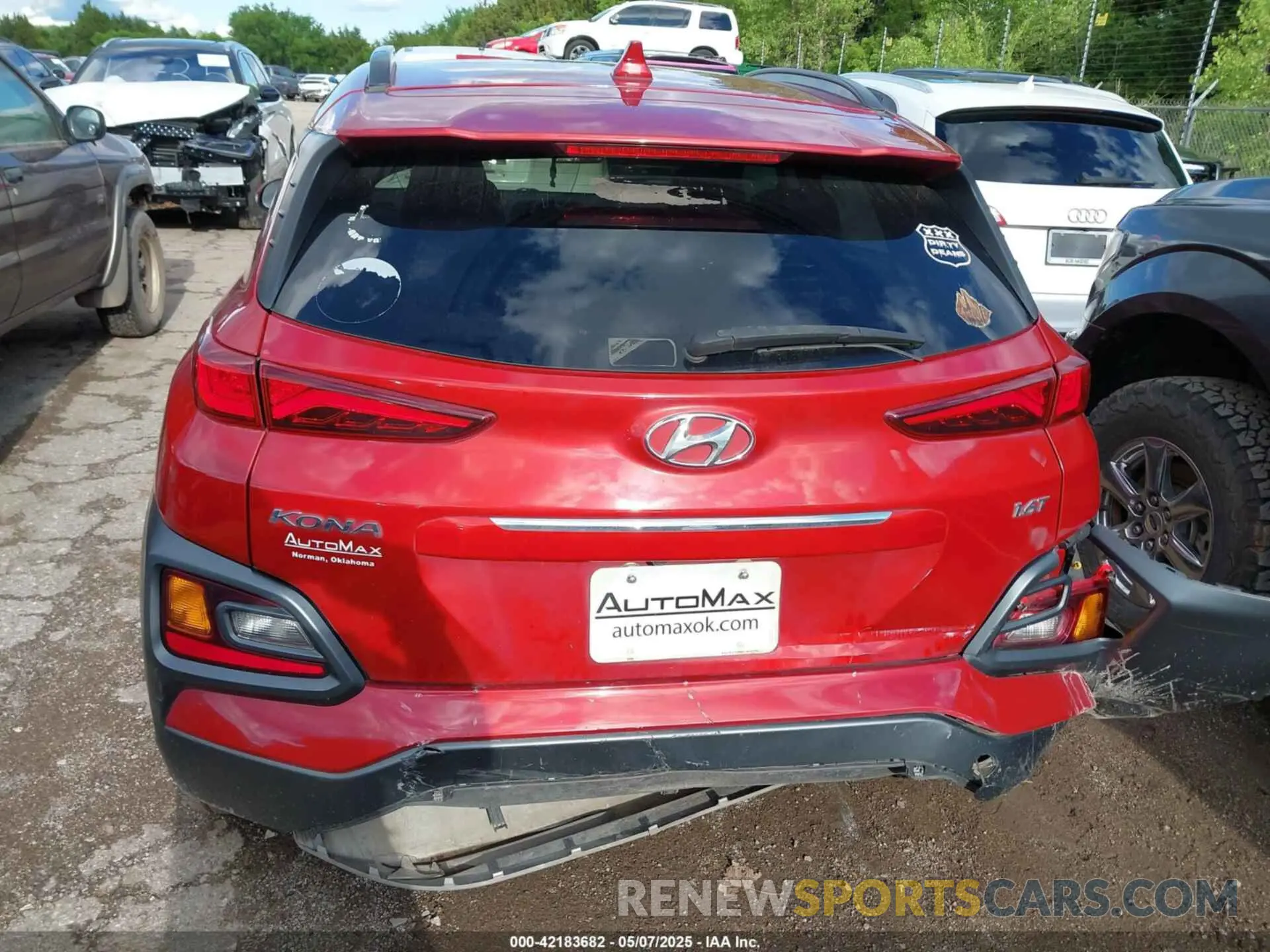 16 fotografías del automóvil dañado KM8K33A55LU546104 HYUNDAI KONA 2020