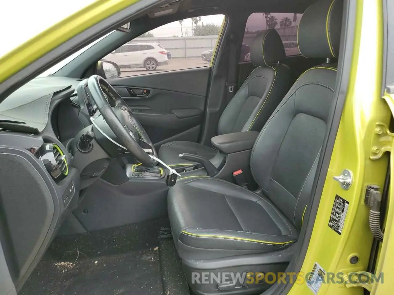 7 fotografías del automóvil dañado KM8K33A5XLU549886 HYUNDAI KONA 2020