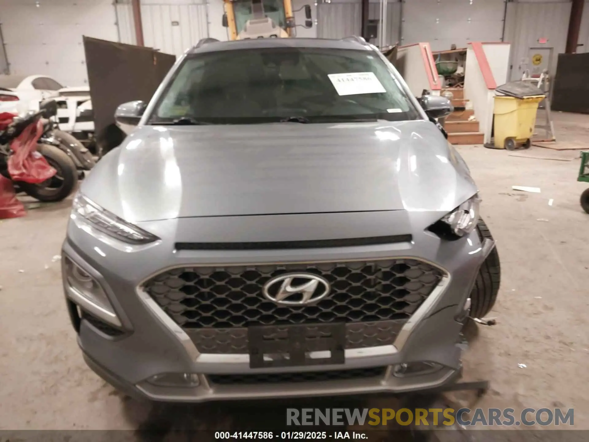 12 fotografías del automóvil dañado KM8K3CA51LU429491 HYUNDAI KONA 2020
