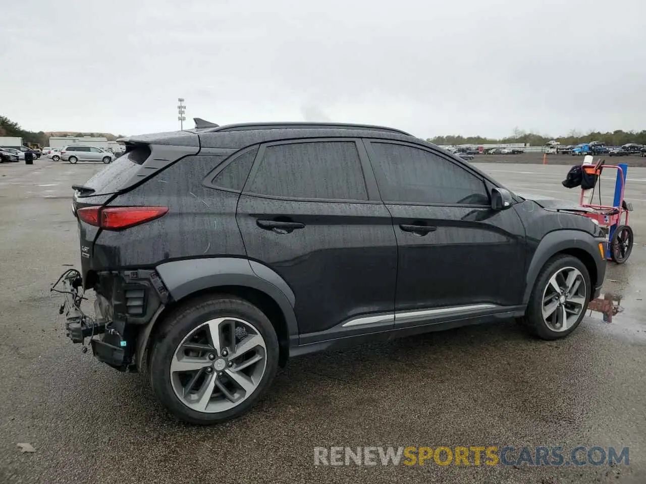 3 fotografías del automóvil dañado KM8K3CA53LU453243 HYUNDAI KONA 2020