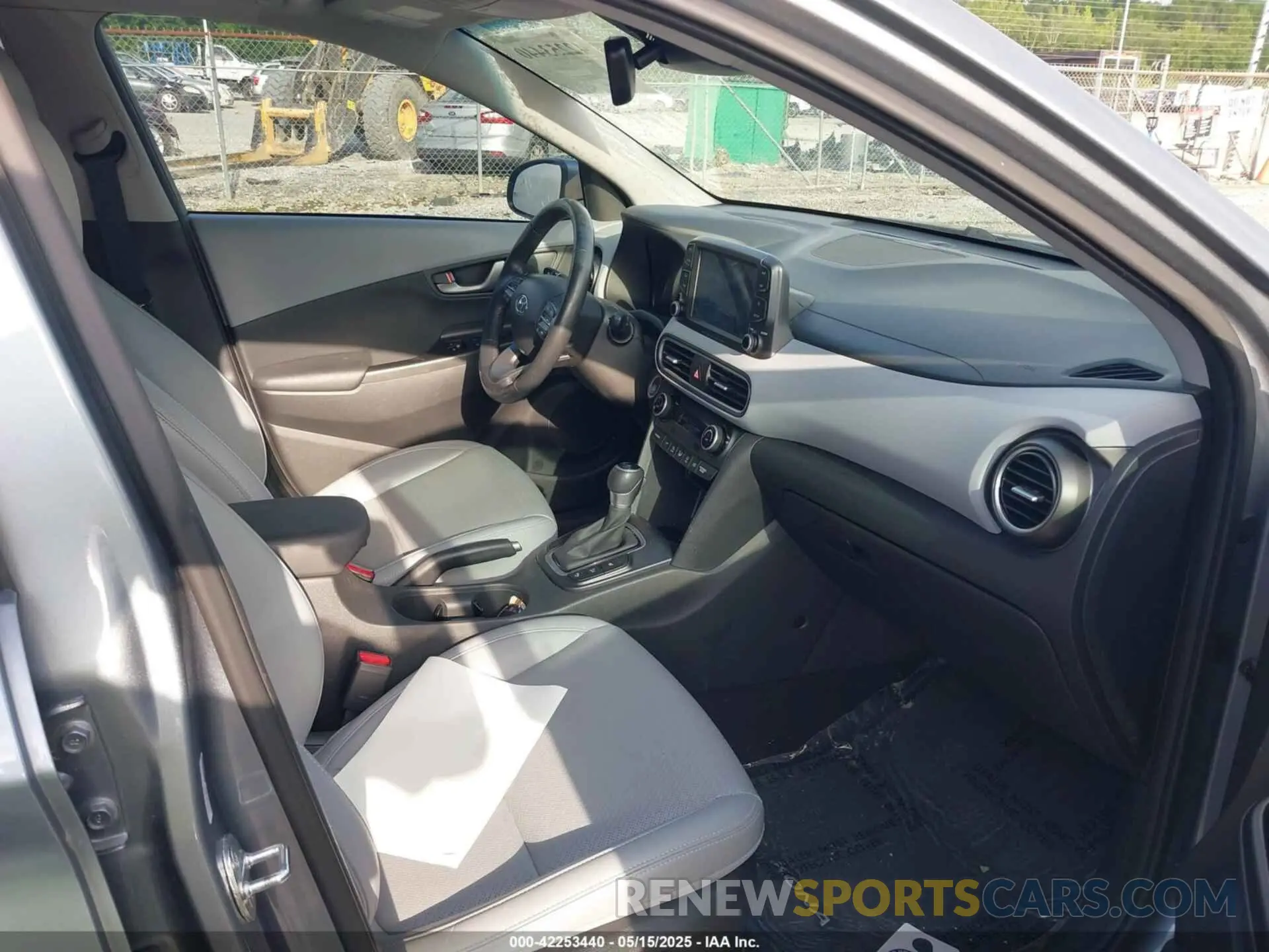 5 fotografías del automóvil dañado KM8K53A55LU453223 HYUNDAI KONA 2020