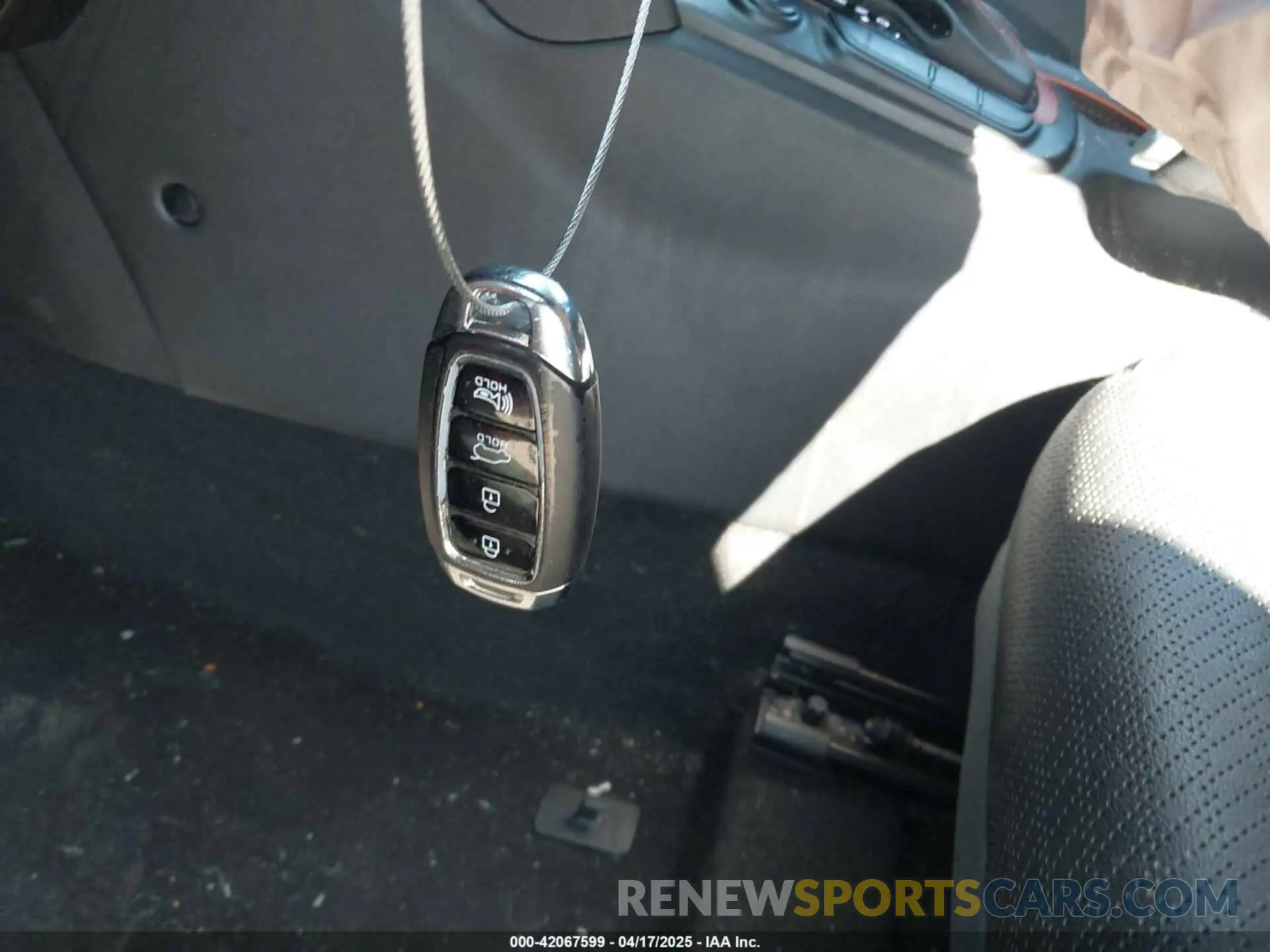 11 fotografías del automóvil dañado KM8K5CA51LU539807 HYUNDAI KONA 2020