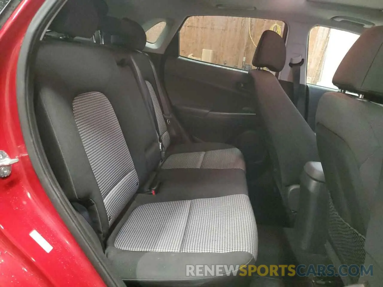 10 fotografías del automóvil dañado KM8K6CAAXLU520215 HYUNDAI KONA 2020