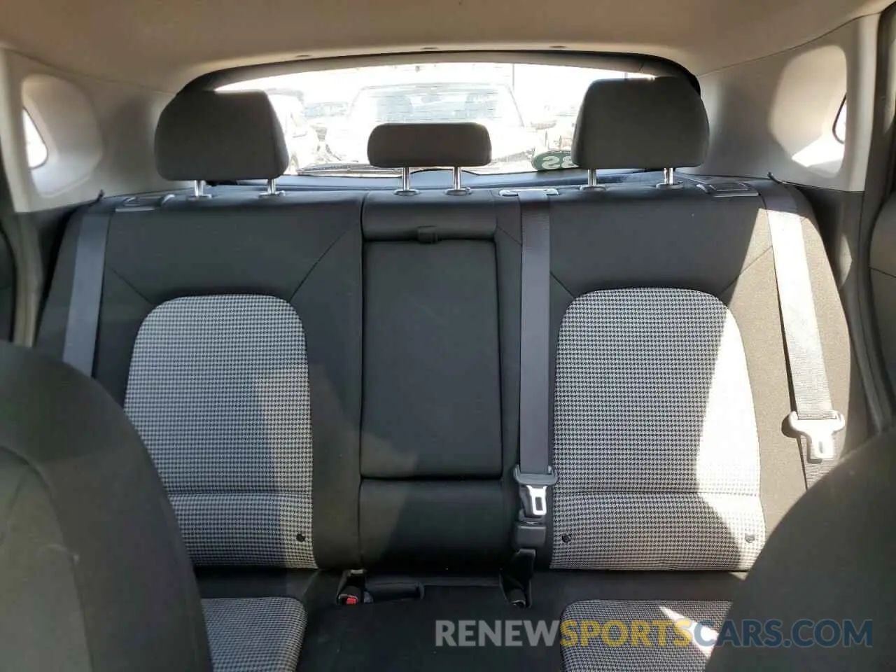 10 fotografías del automóvil dañado KM8K12AA0MU676306 HYUNDAI KONA 2021