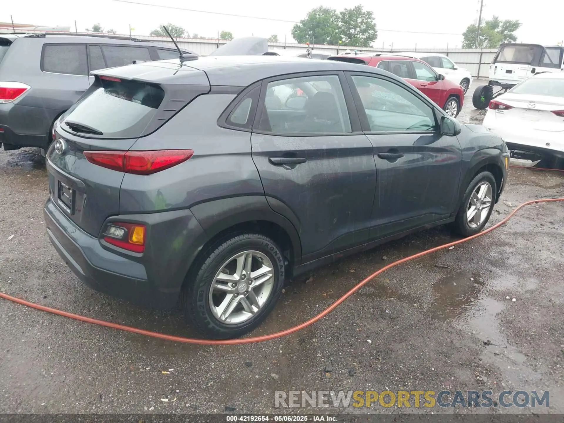 4 fotografías del automóvil dañado KM8K12AA2MU612414 HYUNDAI KONA 2021