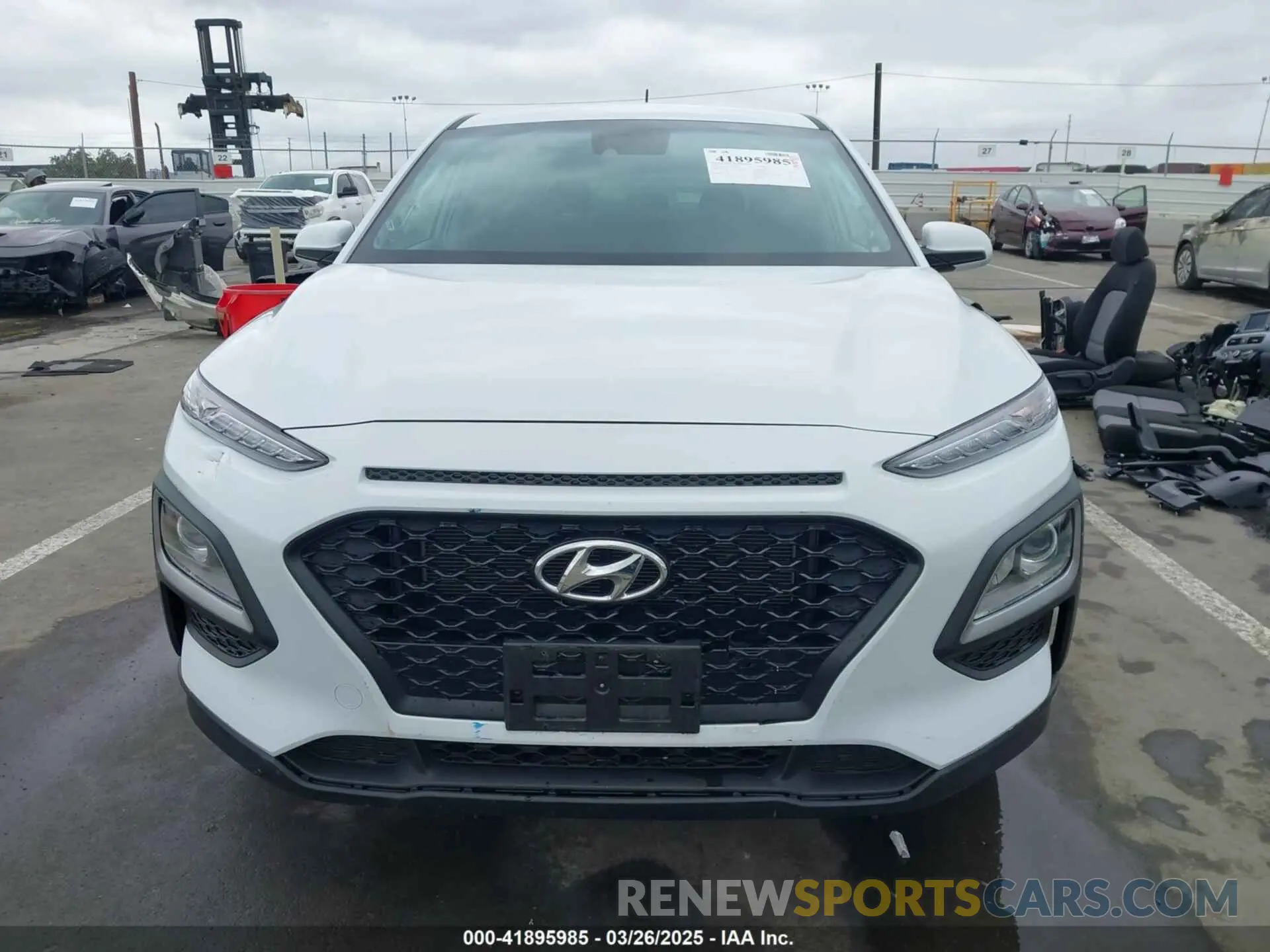 13 fotografías del automóvil dañado KM8K12AA3MU692533 HYUNDAI KONA 2021