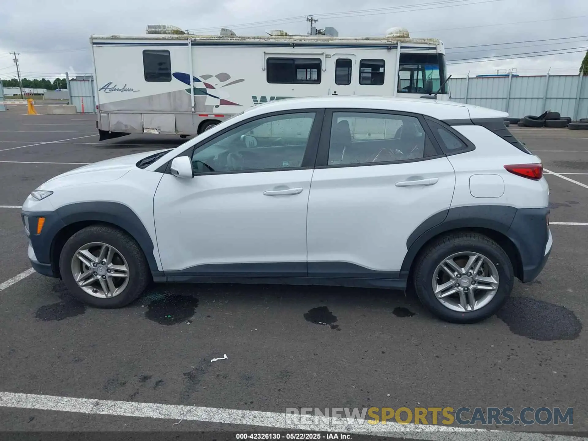 15 fotografías del automóvil dañado KM8K12AA7MU609122 HYUNDAI KONA 2021