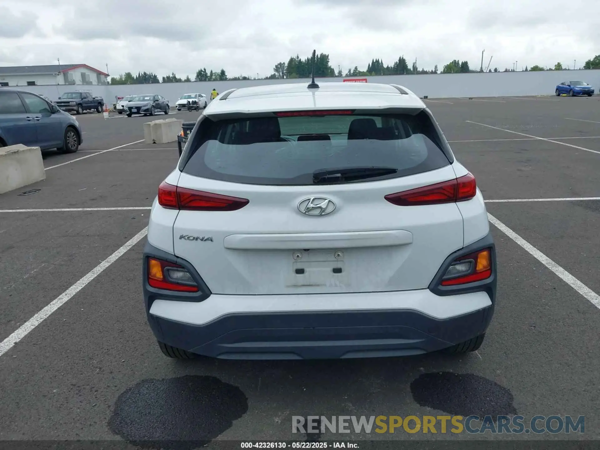 17 fotografías del automóvil dañado KM8K12AA7MU609122 HYUNDAI KONA 2021