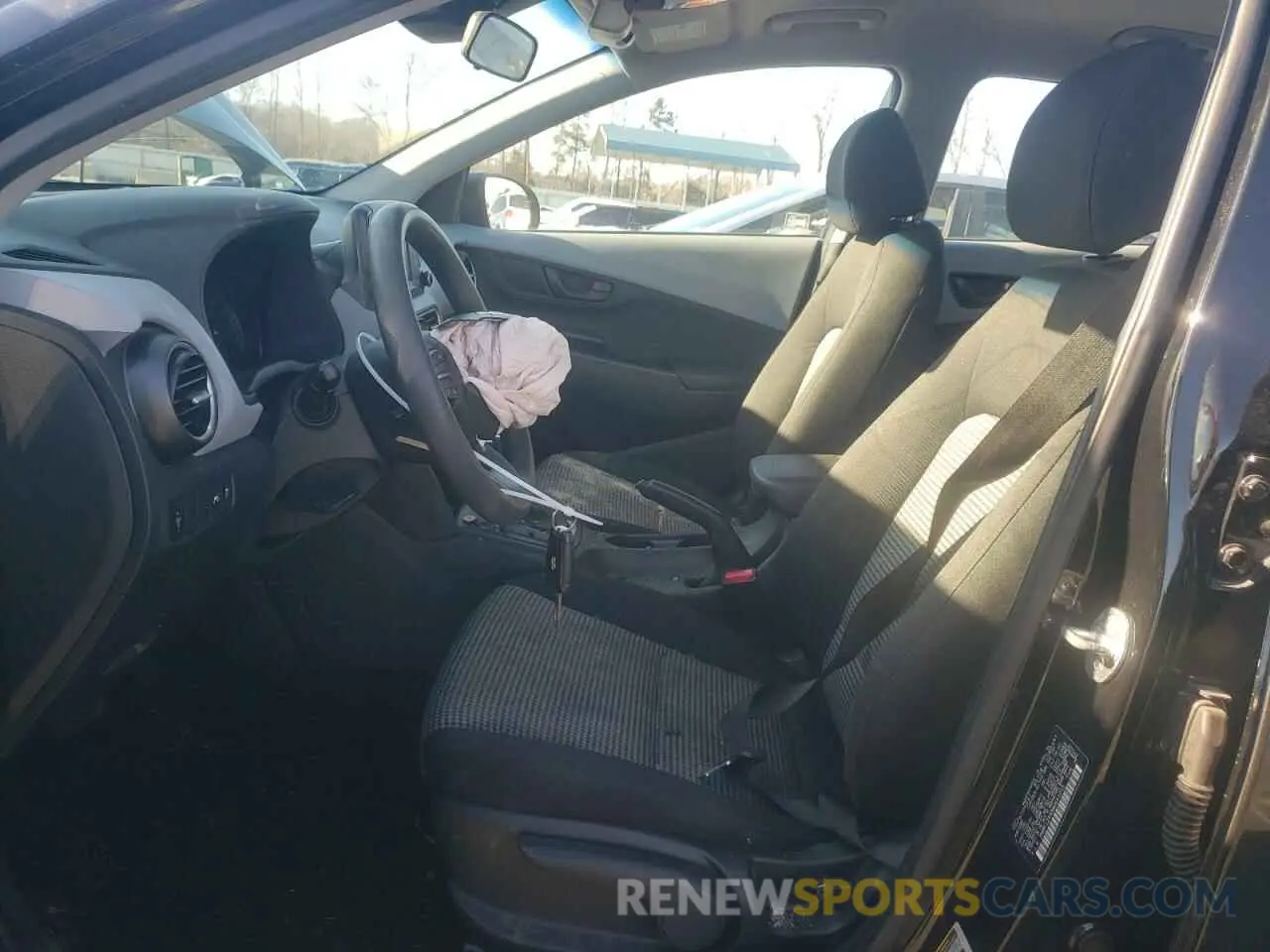 7 fotografías del automóvil dañado KM8K12AA8MU641013 HYUNDAI KONA 2021