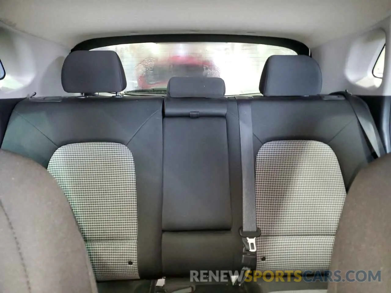 10 fotografías del automóvil dañado KM8K12AA9MU613138 HYUNDAI KONA 2021